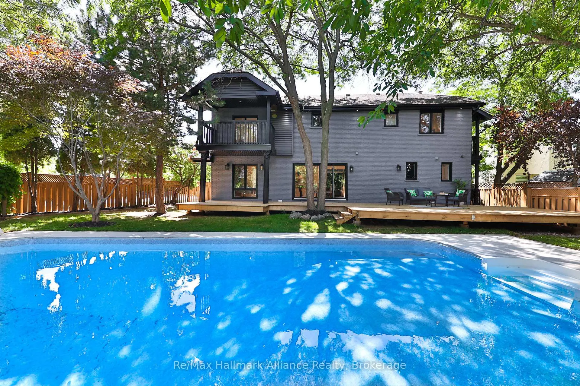 Photo 4 of 2309 Dunedin Road, Oakville, Ford — HOMEH