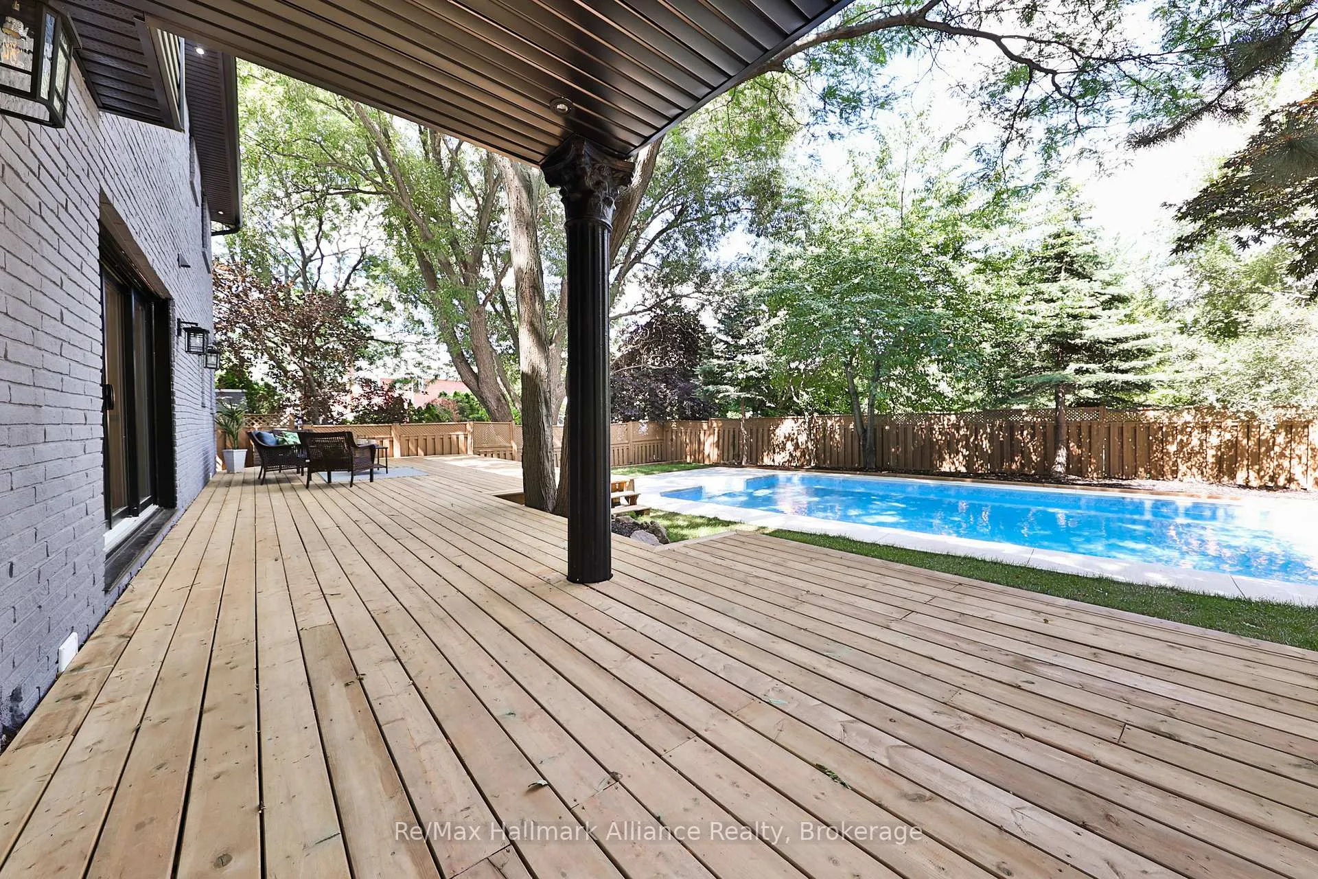 Photo 6 of 2309 Dunedin Road, Oakville, Ford — HOMEH