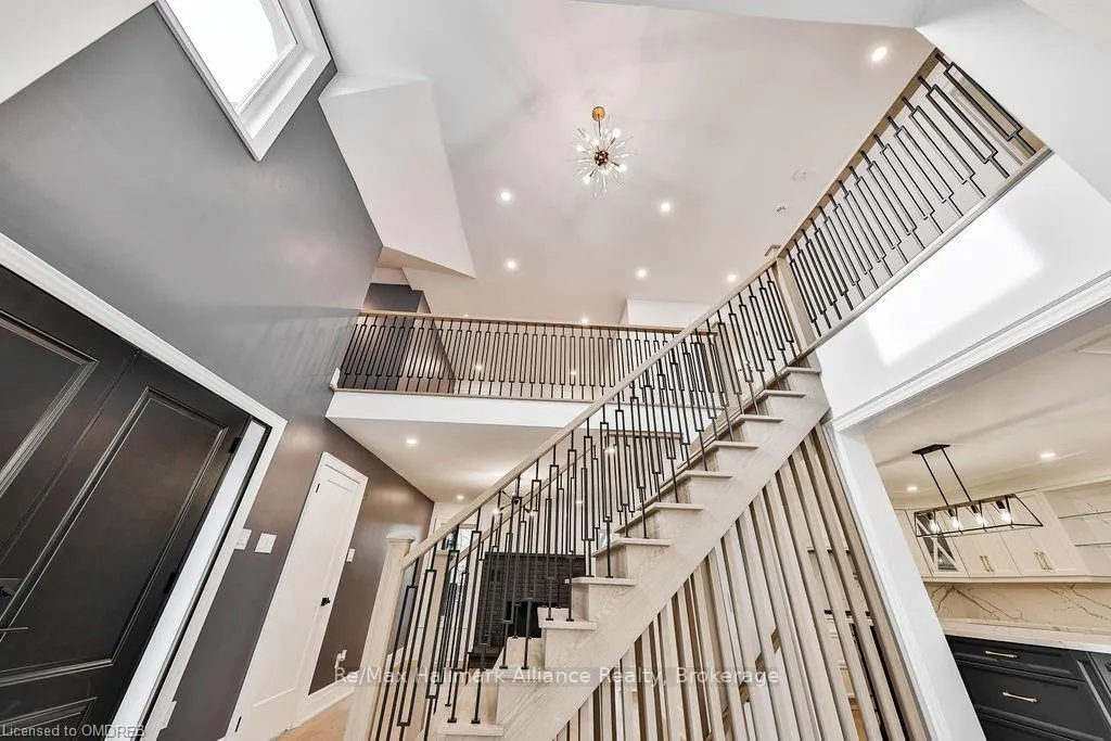 Photo 7 of 2309 Dunedin Road, Oakville, Ford — HOMEH