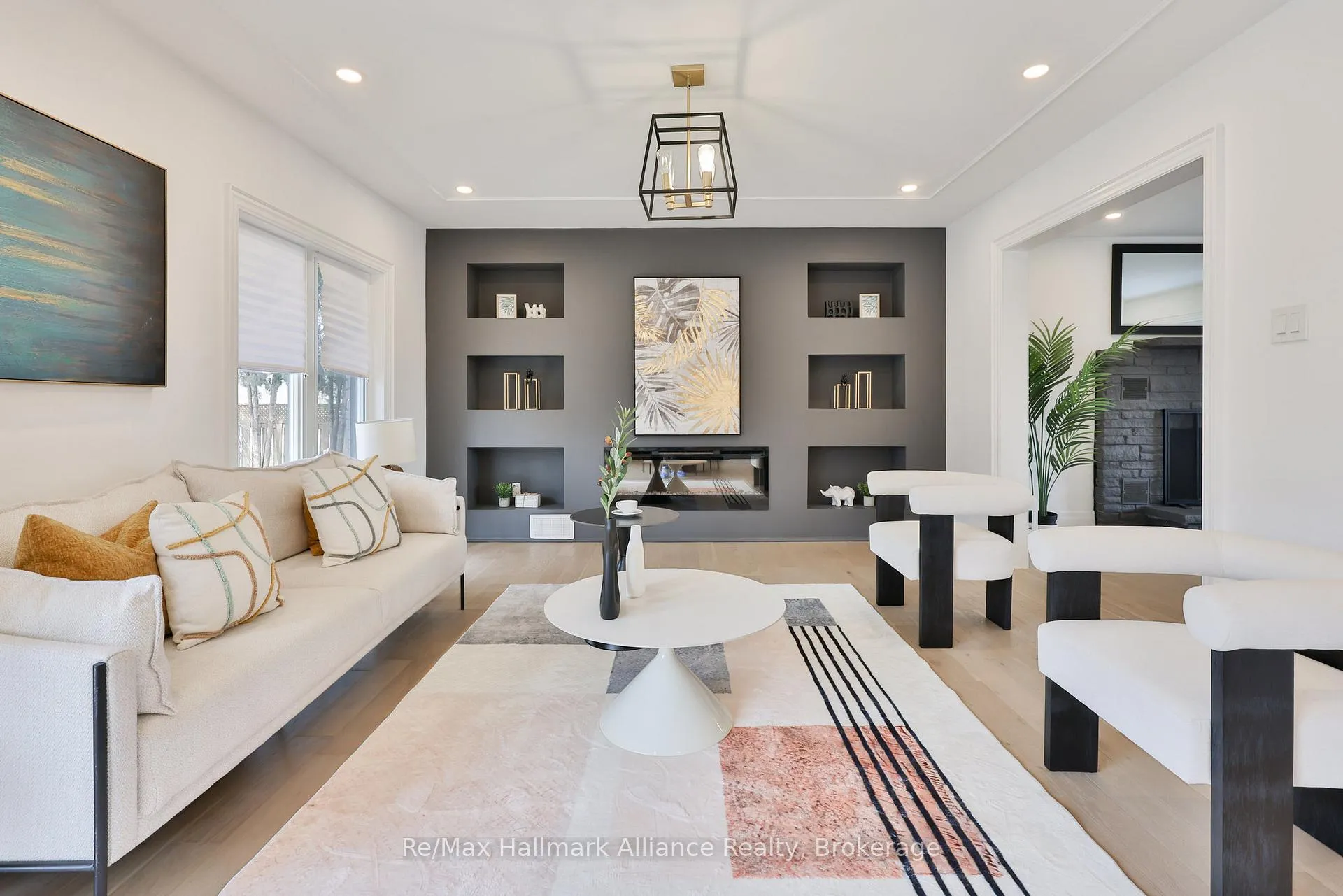 Photo 10 of 2309 Dunedin Road, Oakville, Ford — HOMEH