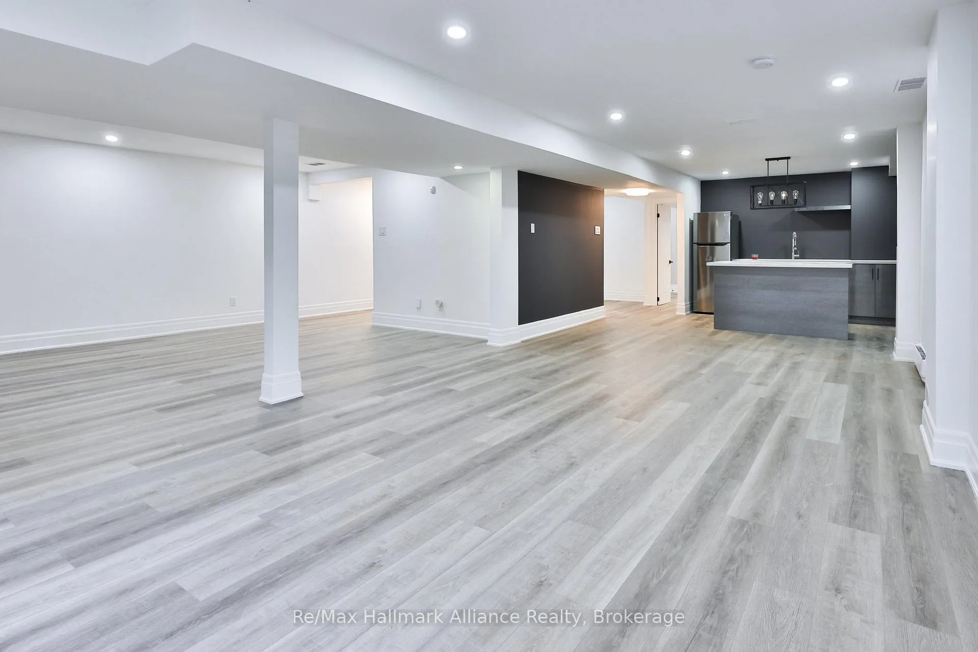Photo 35 of 2309 Dunedin Road, Oakville, Ford — HOMEH