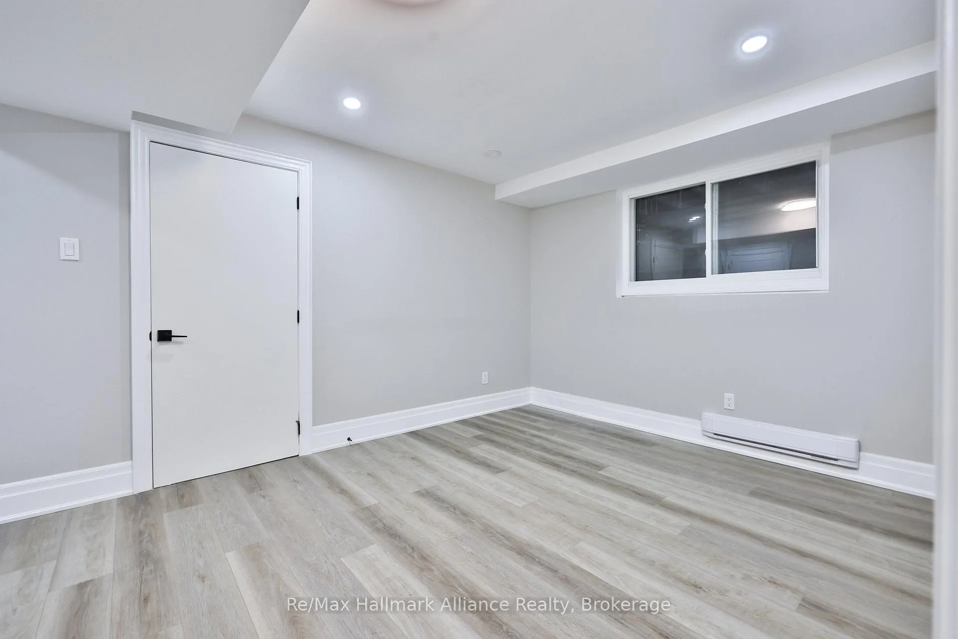 Photo 37 of 2309 Dunedin Road, Oakville, Ford — HOMEH