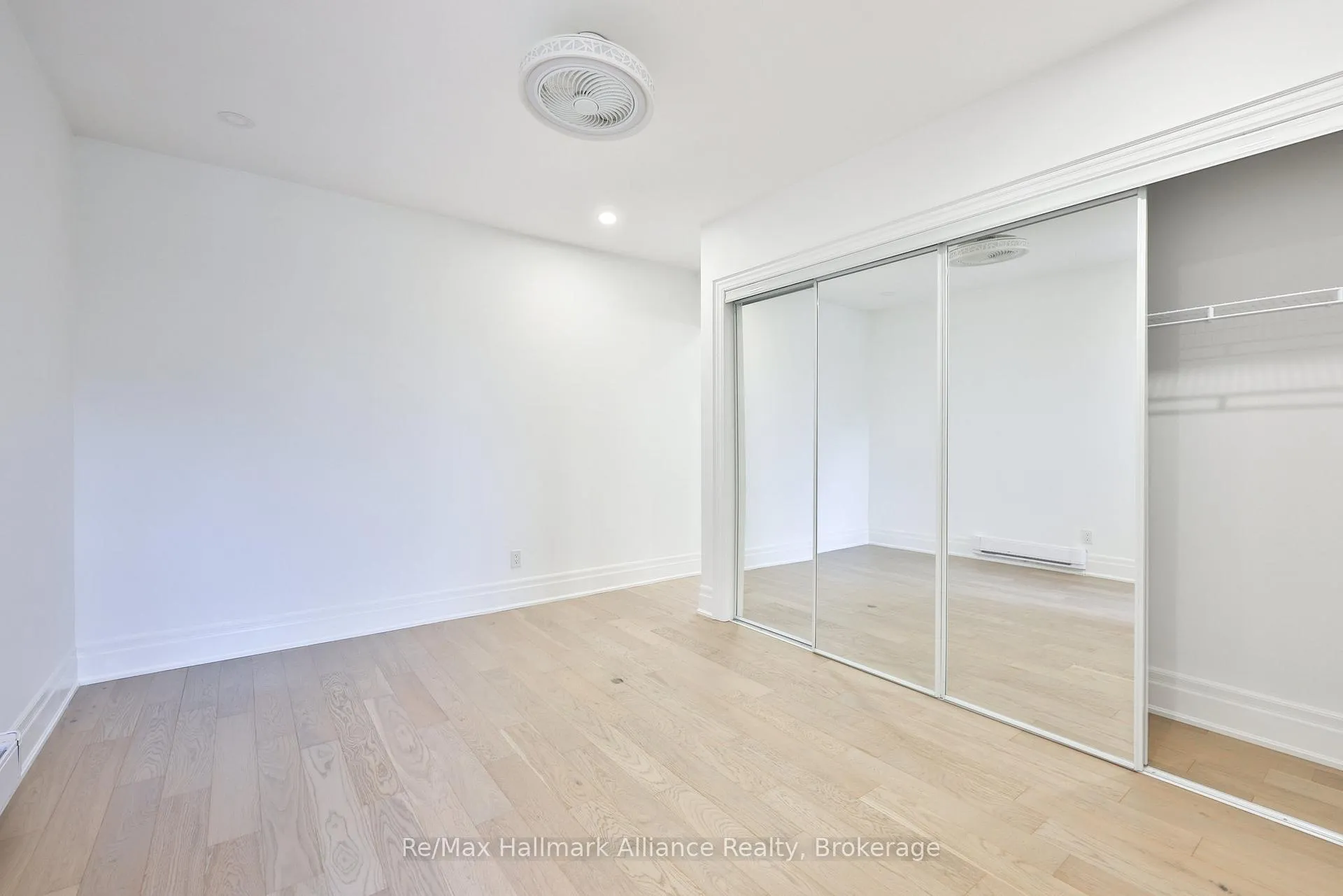 Photo 43 of 2309 Dunedin Road, Oakville, Ford — HOMEH