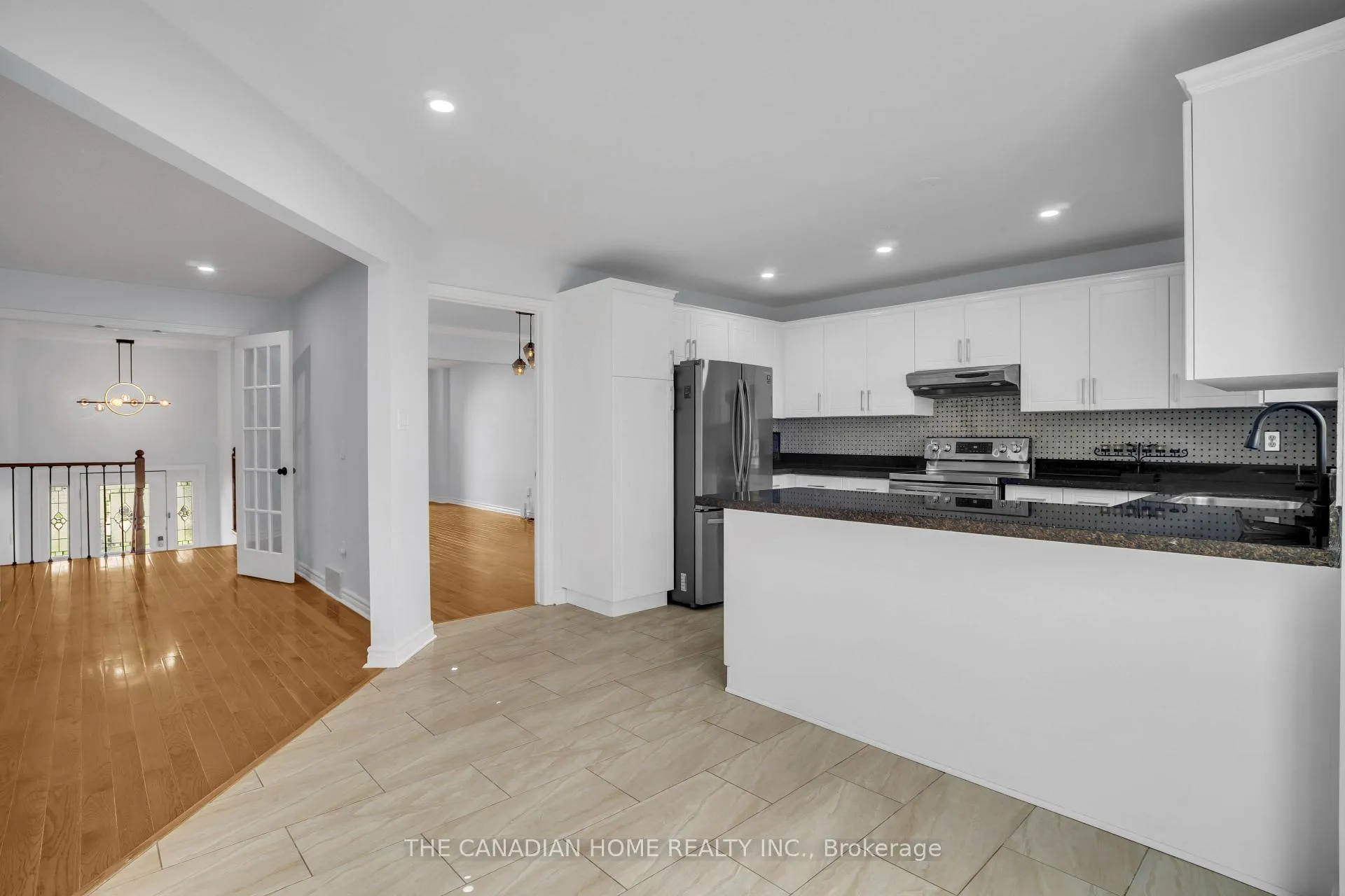Photo 11 of 8171 Marcon Street, Niagara Falls, Ascot — HOMEH