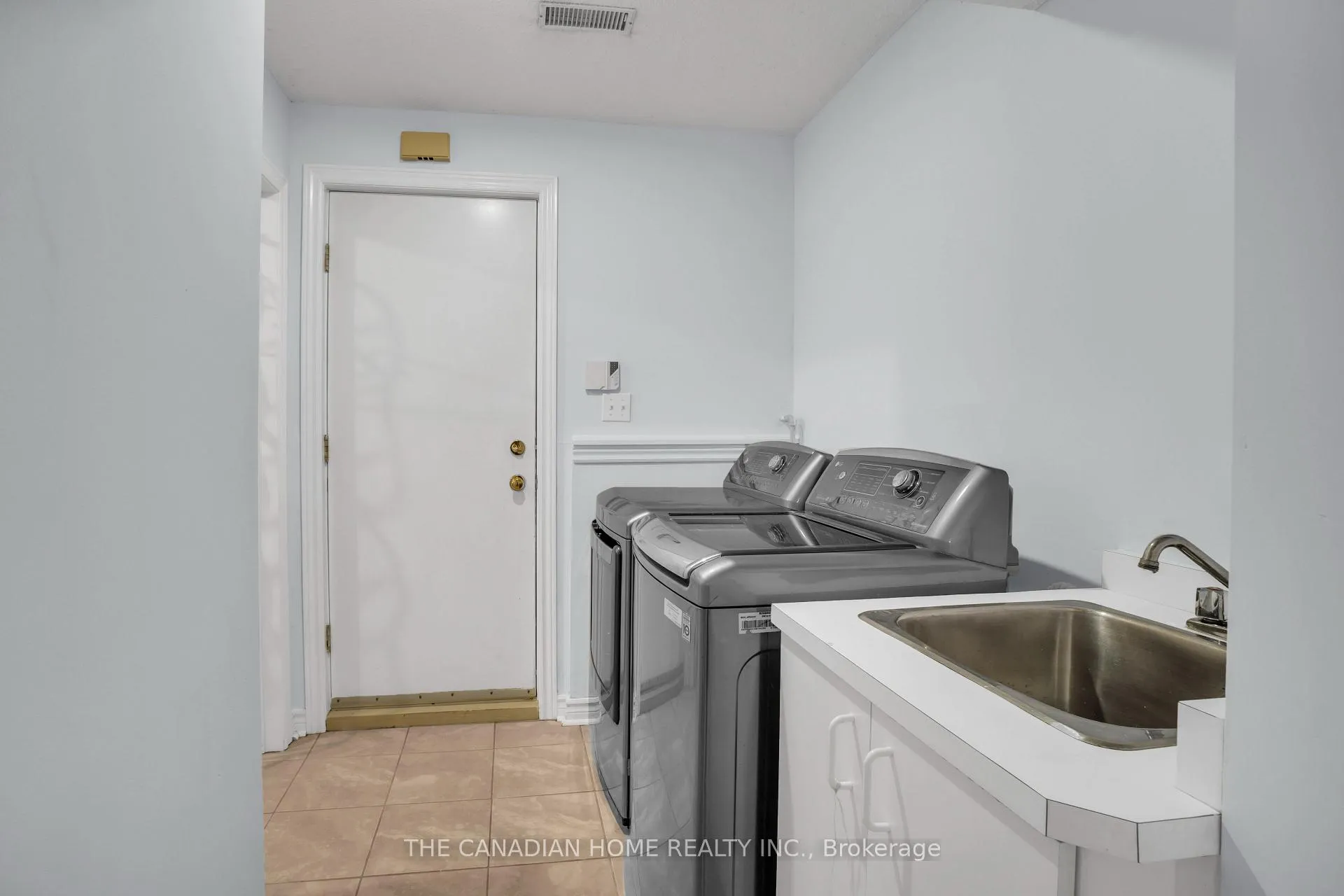 Photo 33 of 8171 Marcon Street, Niagara Falls, Ascot — HOMEH