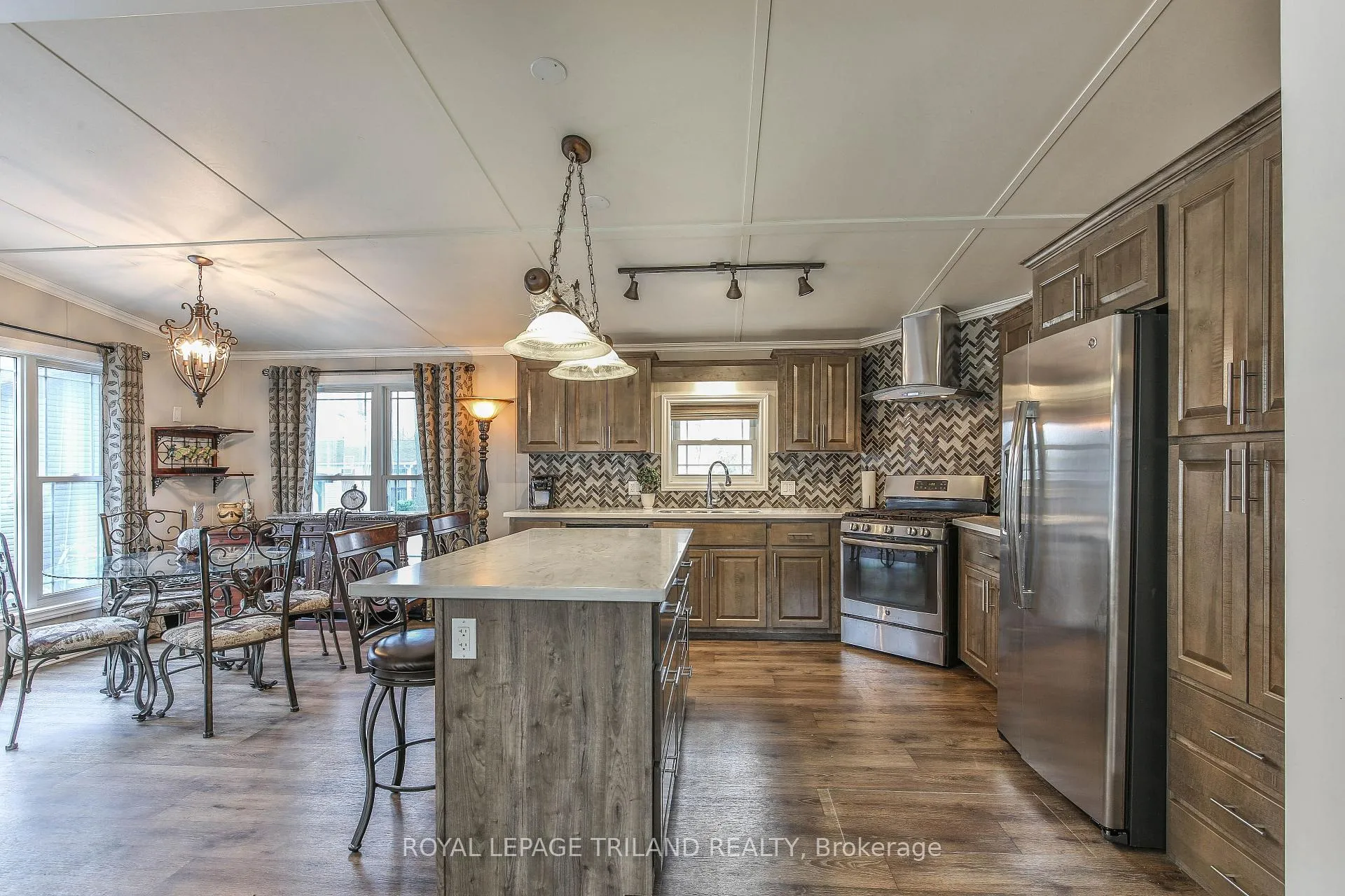 Photo 12 of Unit 76, 22790 Amiens Road, Middlesex Centre, Komoka — HOMEH