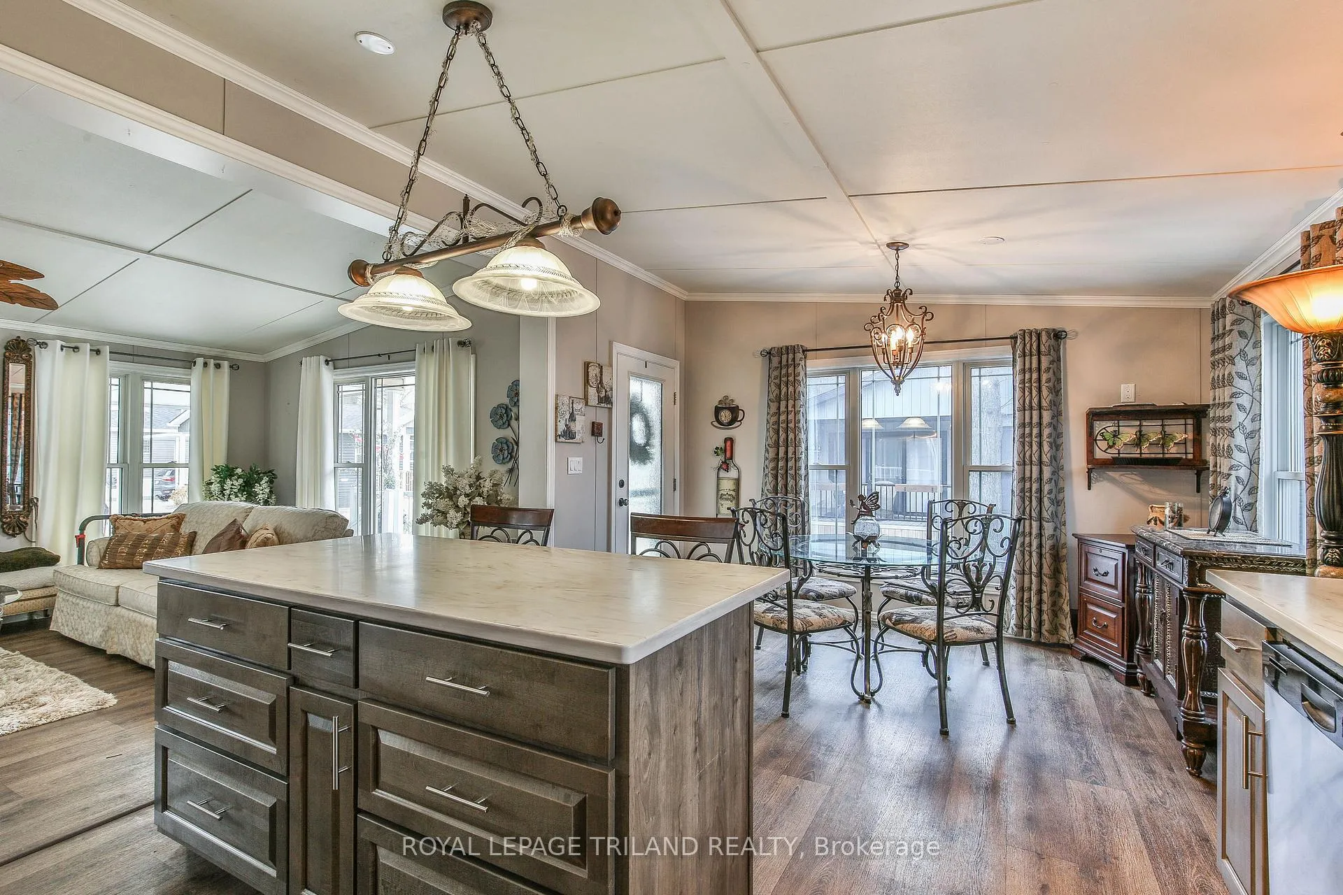 Photo 16 of Unit 76, 22790 Amiens Road, Middlesex Centre, Komoka — HOMEH