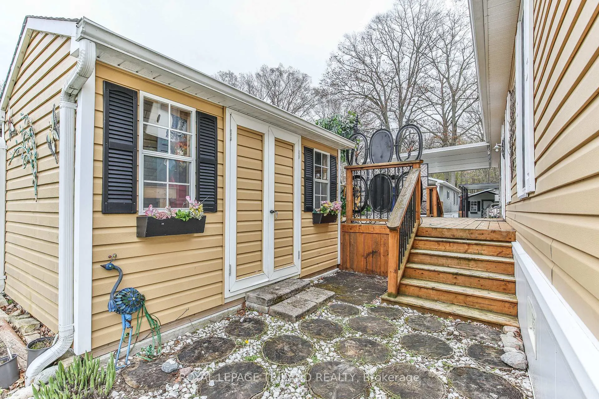 Photo 32 of Unit 76, 22790 Amiens Road, Middlesex Centre, Komoka — HOMEH