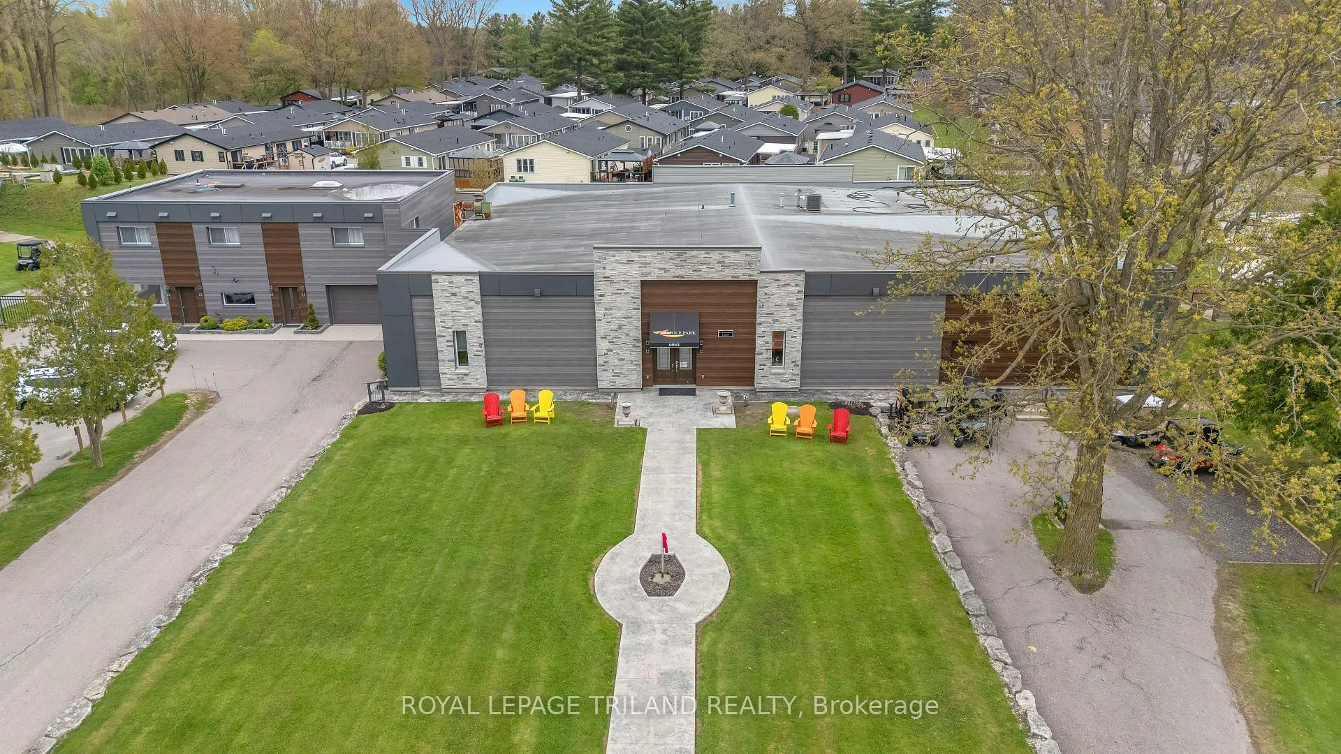 Photo 38 of Unit 76, 22790 Amiens Road, Middlesex Centre, Komoka — HOMEH