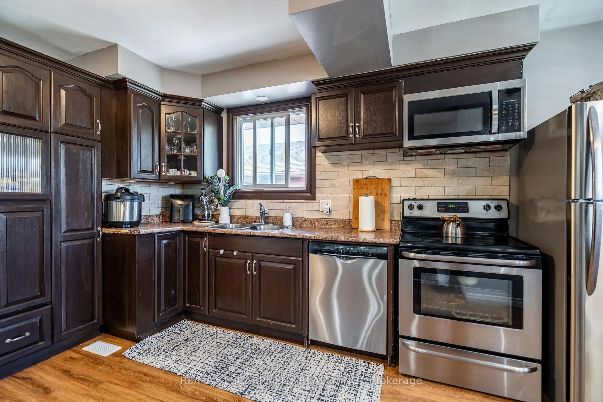 Photo 4 of 112 Greeningdon Drive, Hamilton, Greeningdon — HOMEH