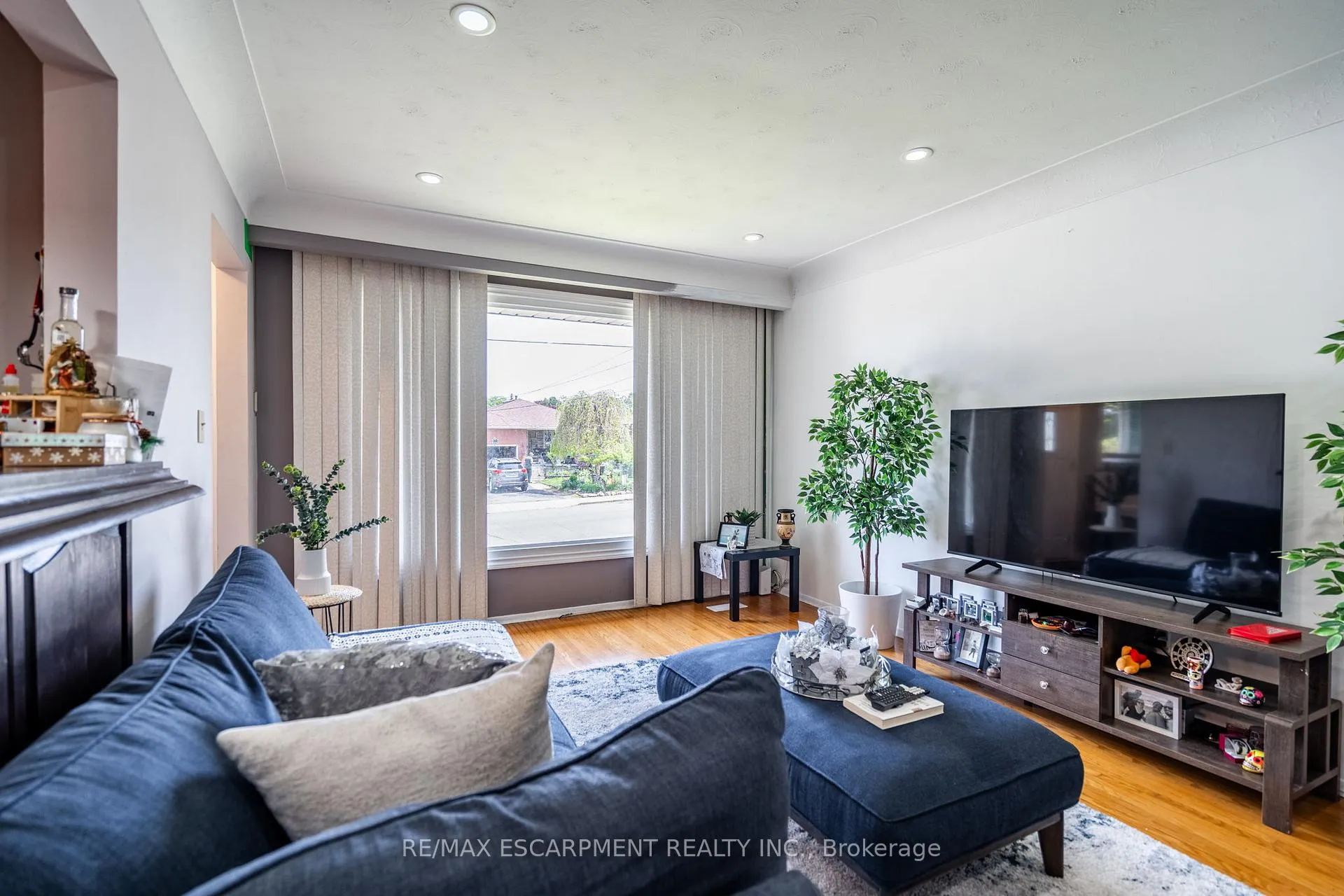 Photo 10 of 112 Greeningdon Drive, Hamilton, Greeningdon — HOMEH