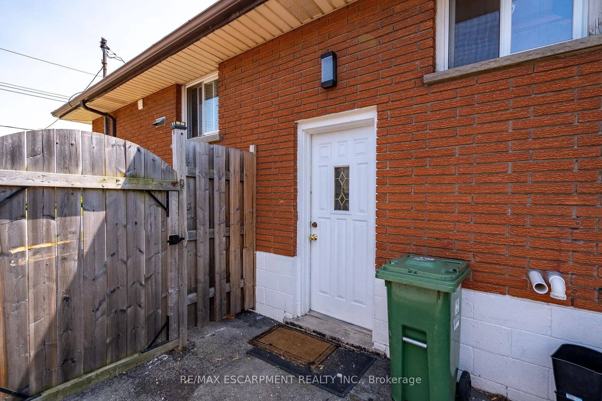 Photo 29 of 112 Greeningdon Drive, Hamilton, Greeningdon — HOMEH