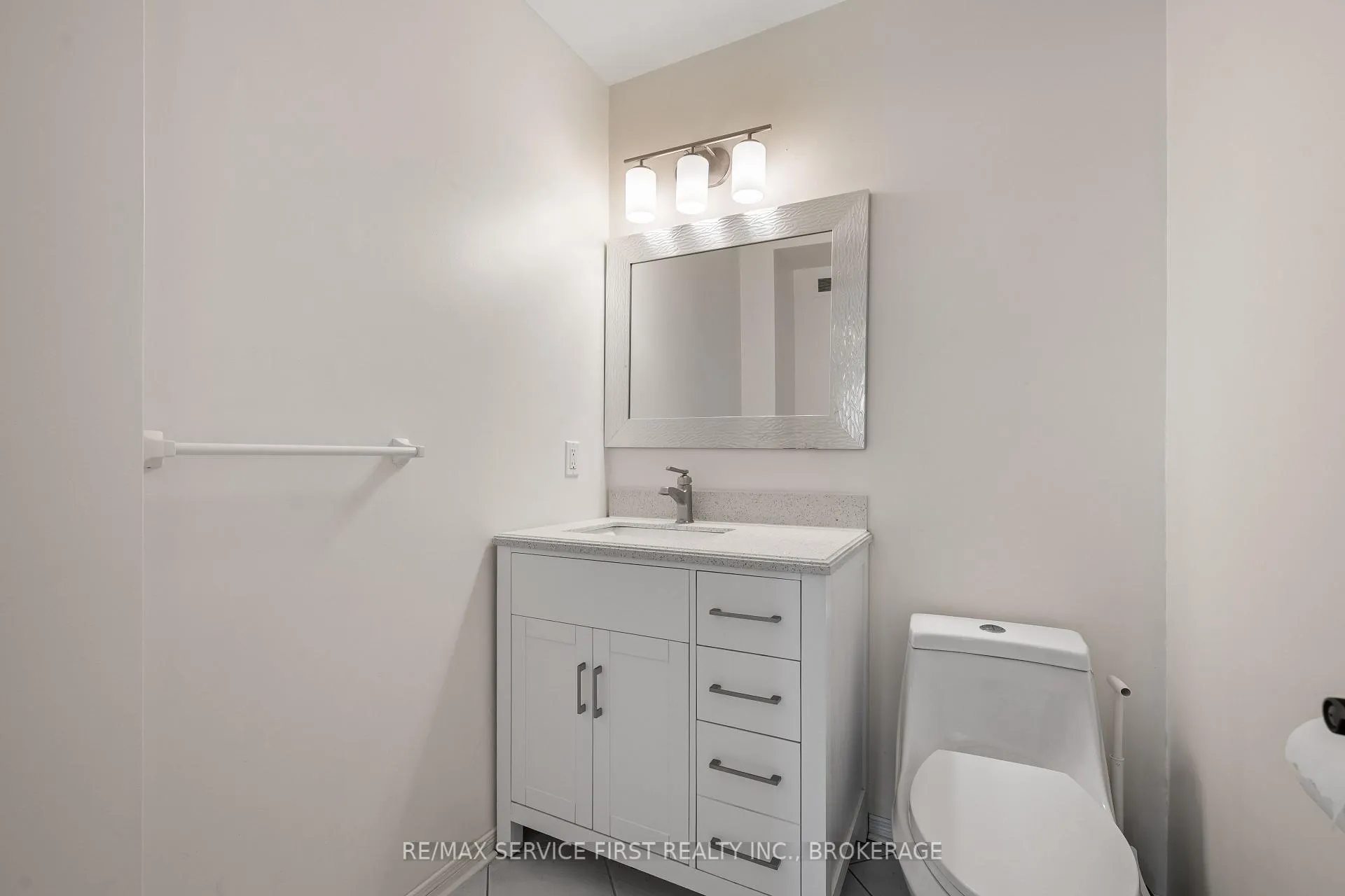 Photo 17 of 459 Grandtrunk Avenue, Kingston, East Gardiners Rd — HOMEH