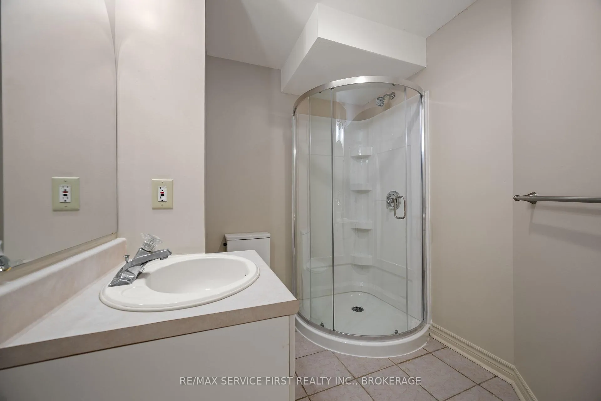 Photo 34 of 459 Grandtrunk Avenue, Kingston, East Gardiners Rd — HOMEH