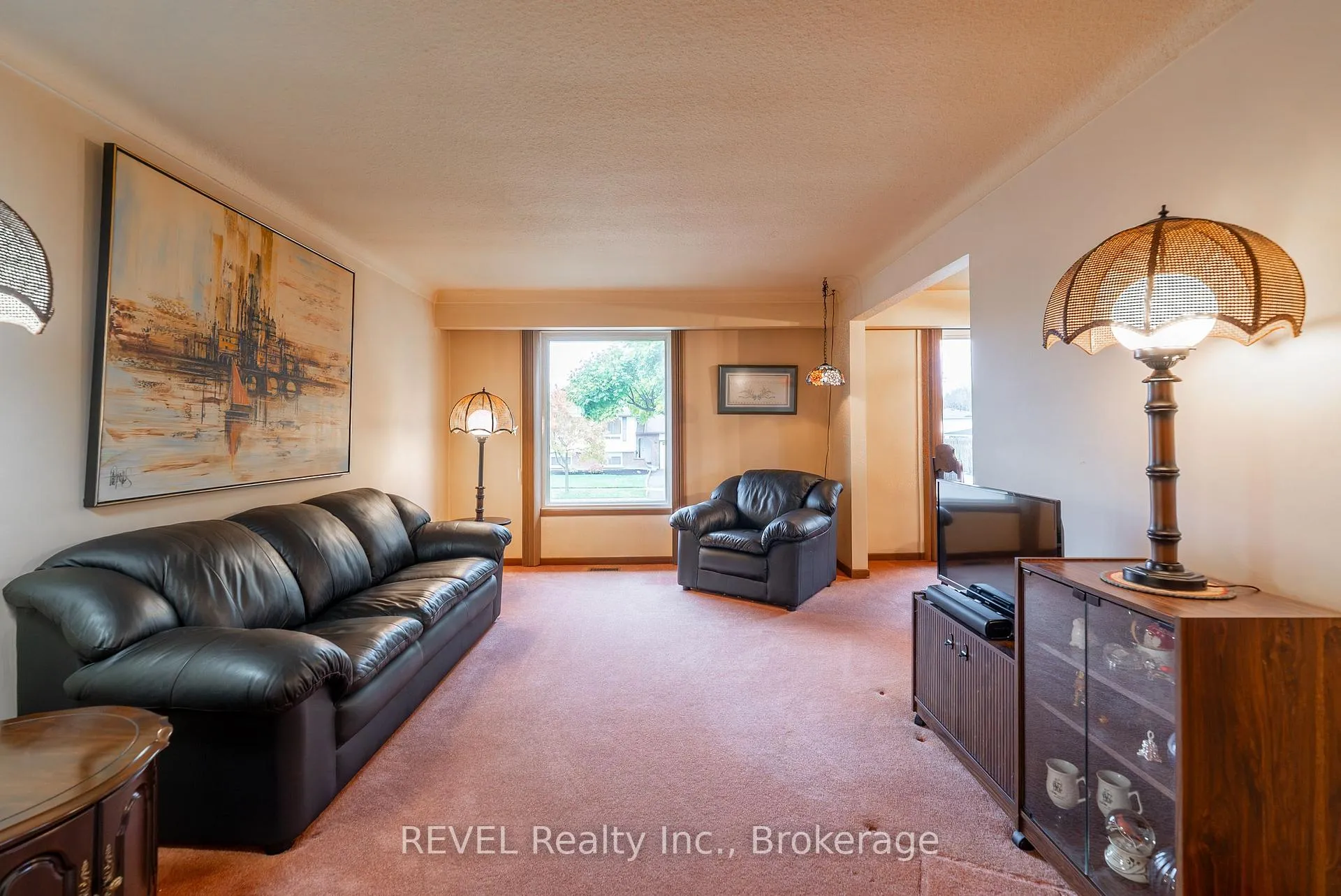 Photo 9 of 7984 Thorton Street, Niagara Falls, Ascot — HOMEH