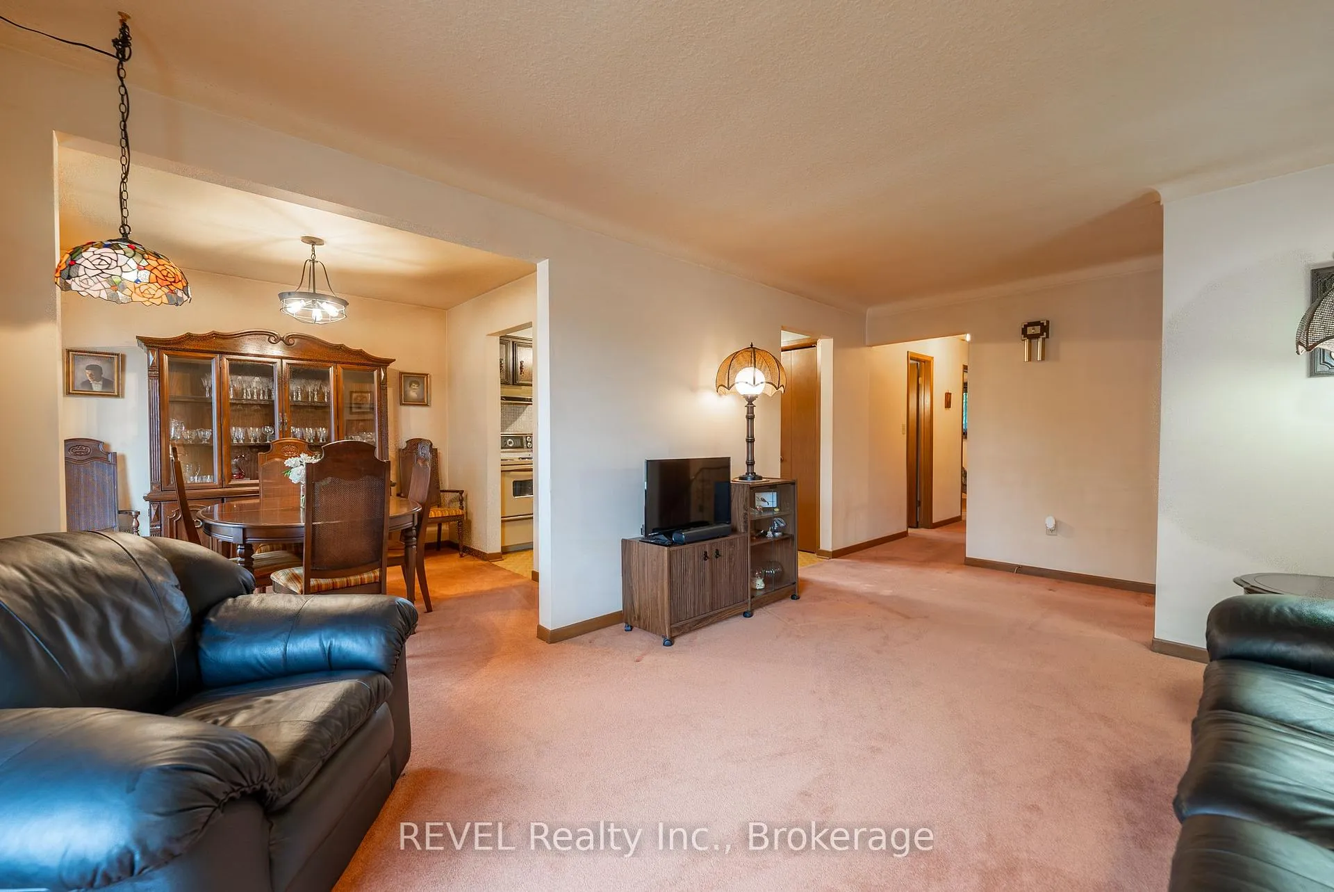 Photo 11 of 7984 Thorton Street, Niagara Falls, Ascot — HOMEH