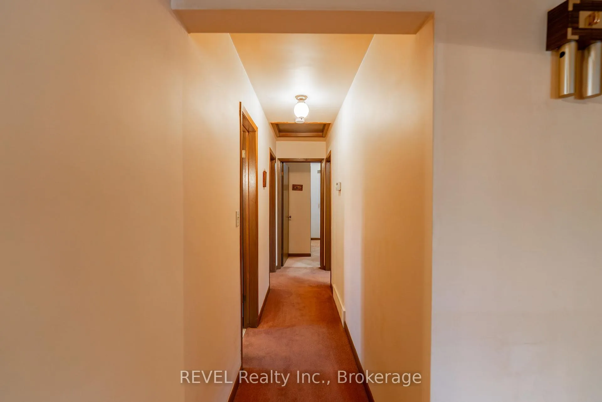 Photo 17 of 7984 Thorton Street, Niagara Falls, Ascot — HOMEH