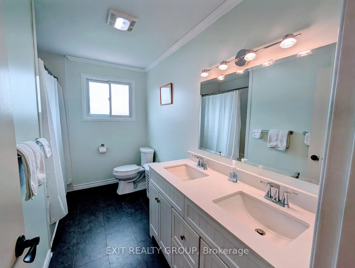Photo 13 of 33 Bleeker Avenue, Quinte West, Trenton Ward — HOMEH