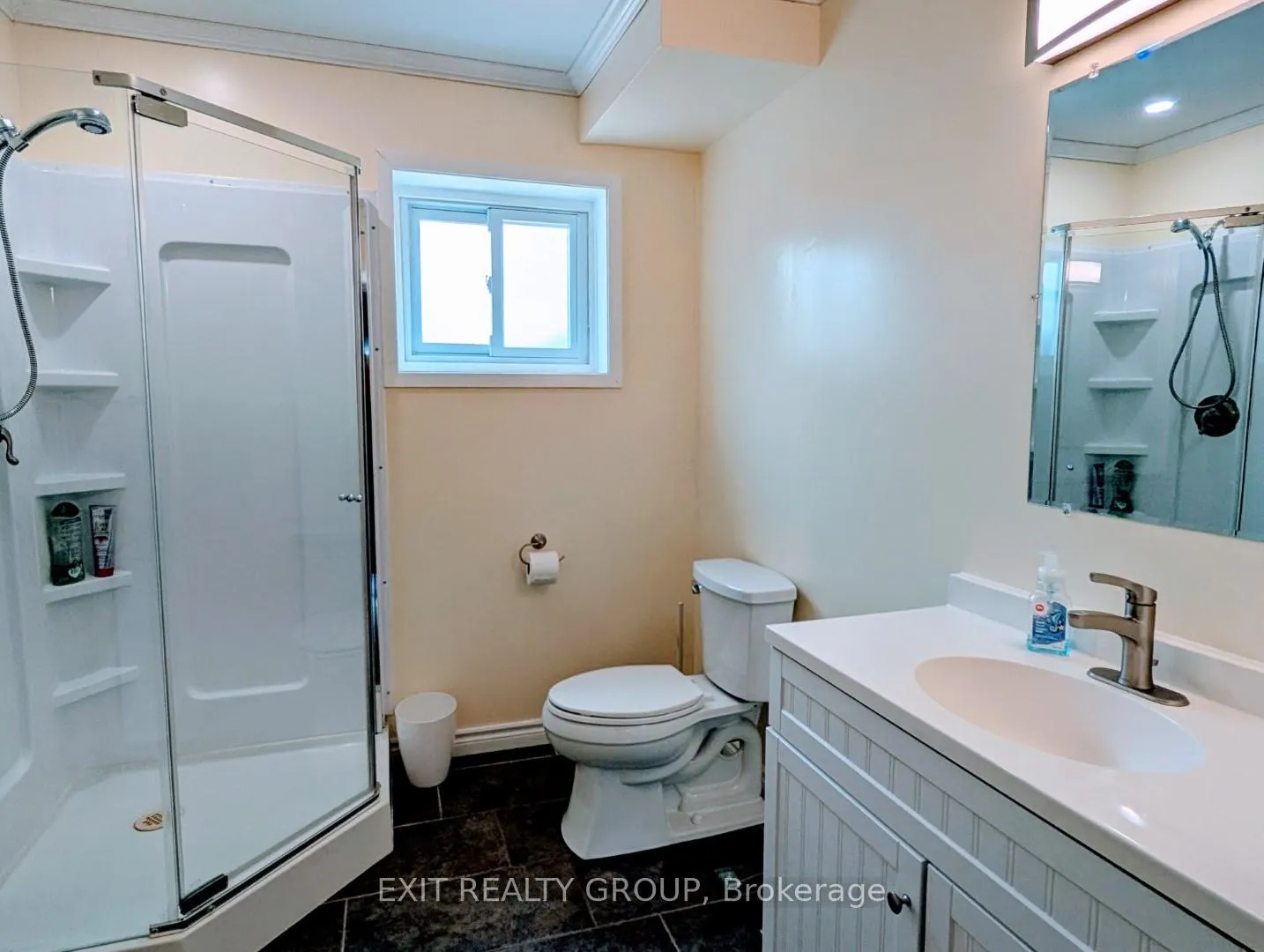 Photo 19 of 33 Bleeker Avenue, Quinte West, Trenton Ward — HOMEH