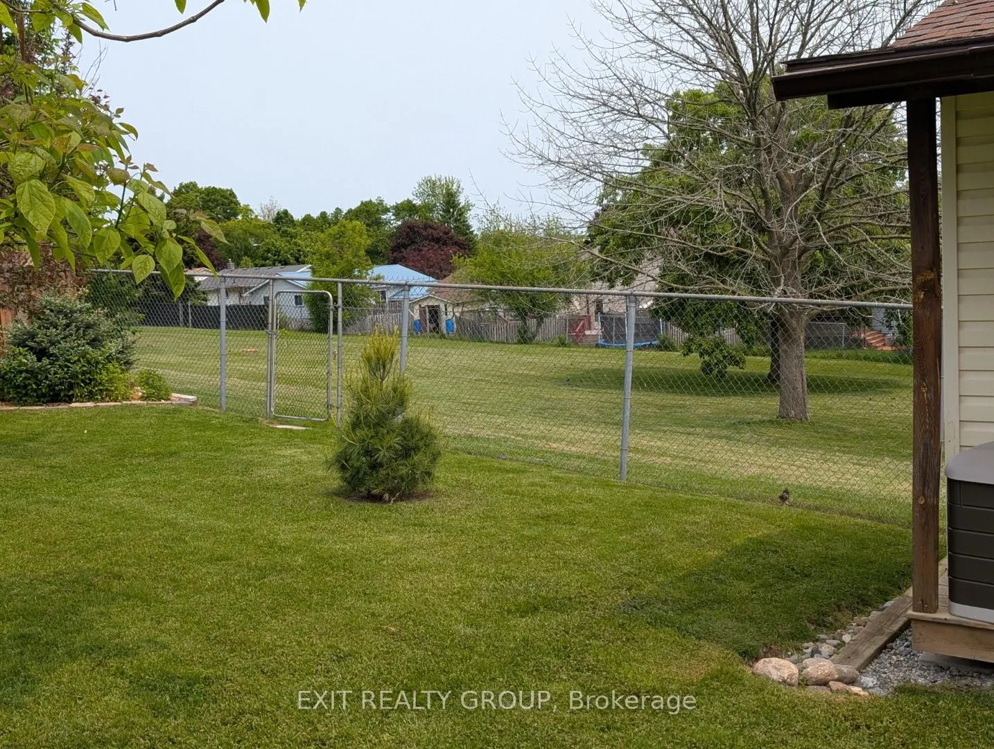 Photo 24 of 33 Bleeker Avenue, Quinte West, Trenton Ward — HOMEH