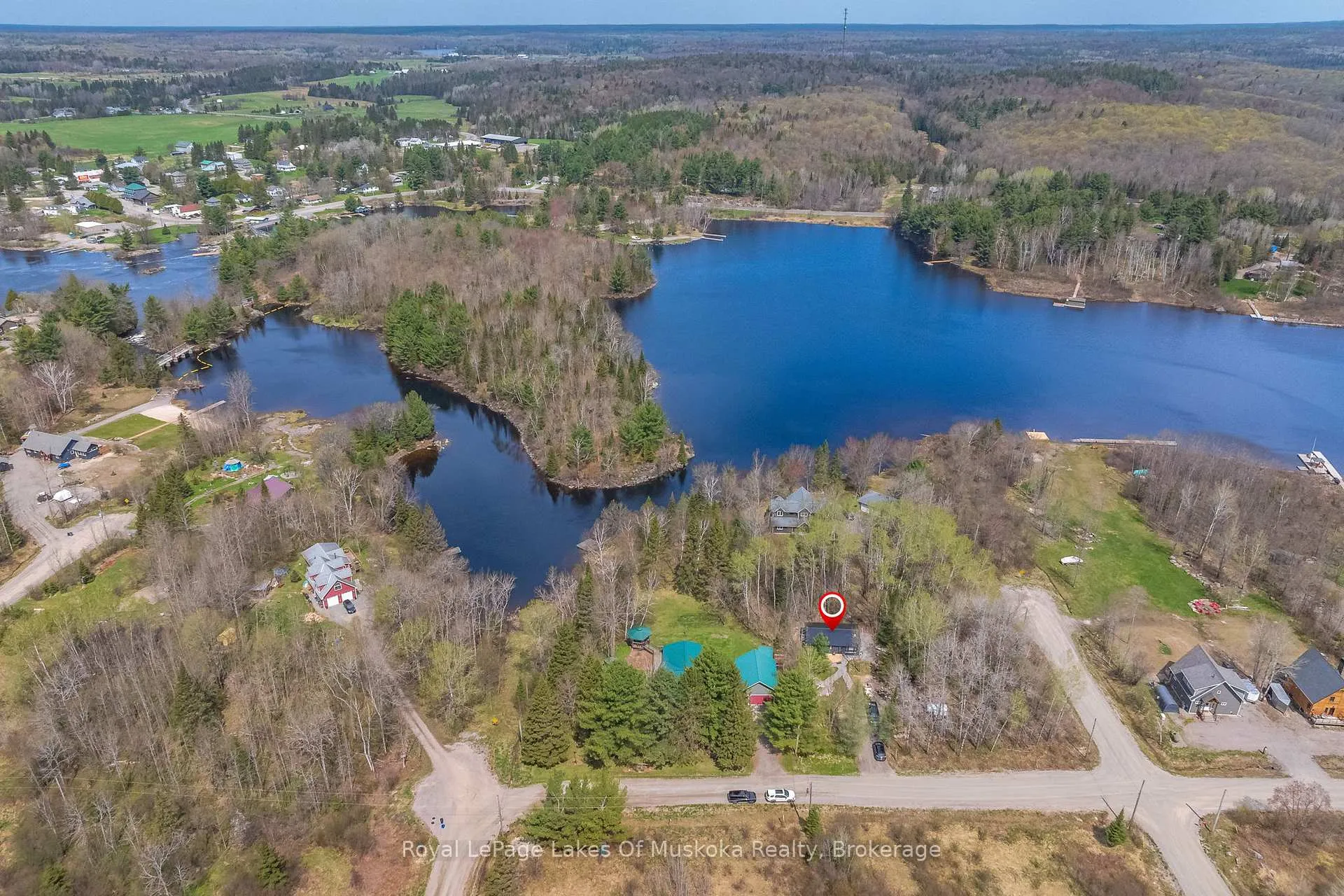 Photo 21 of 65 Victoria Street, Magnetawan — HOMEH