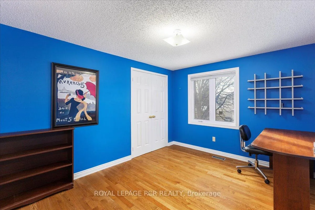 Photo 25 of 38 Chipperfield Crescent, Whitby, Pringle Creek — HOMEH