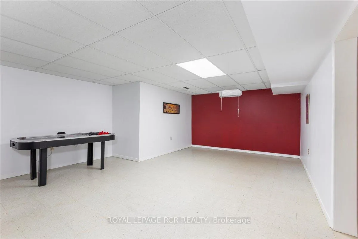Photo 30 of 38 Chipperfield Crescent, Whitby, Pringle Creek — HOMEH