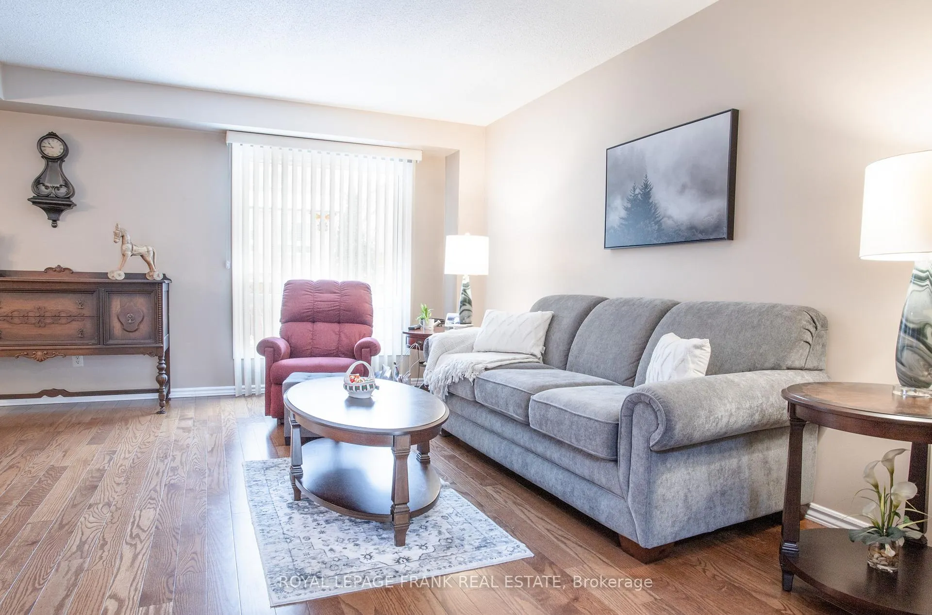 Photo 4 of 40 Longstaff Drive, Ajax, Central — HOMEH