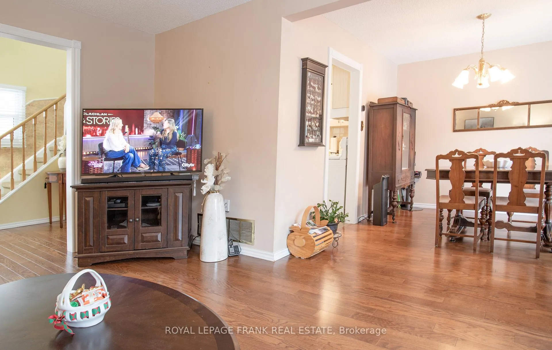 Photo 6 of 40 Longstaff Drive, Ajax, Central — HOMEH
