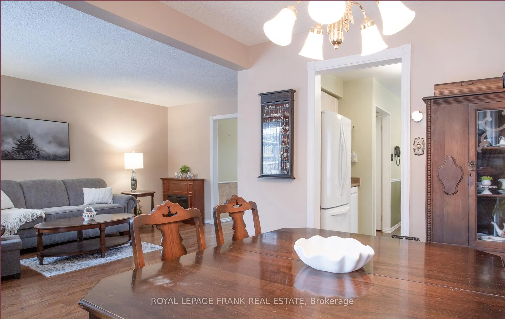Photo 8 of 40 Longstaff Drive, Ajax, Central — HOMEH