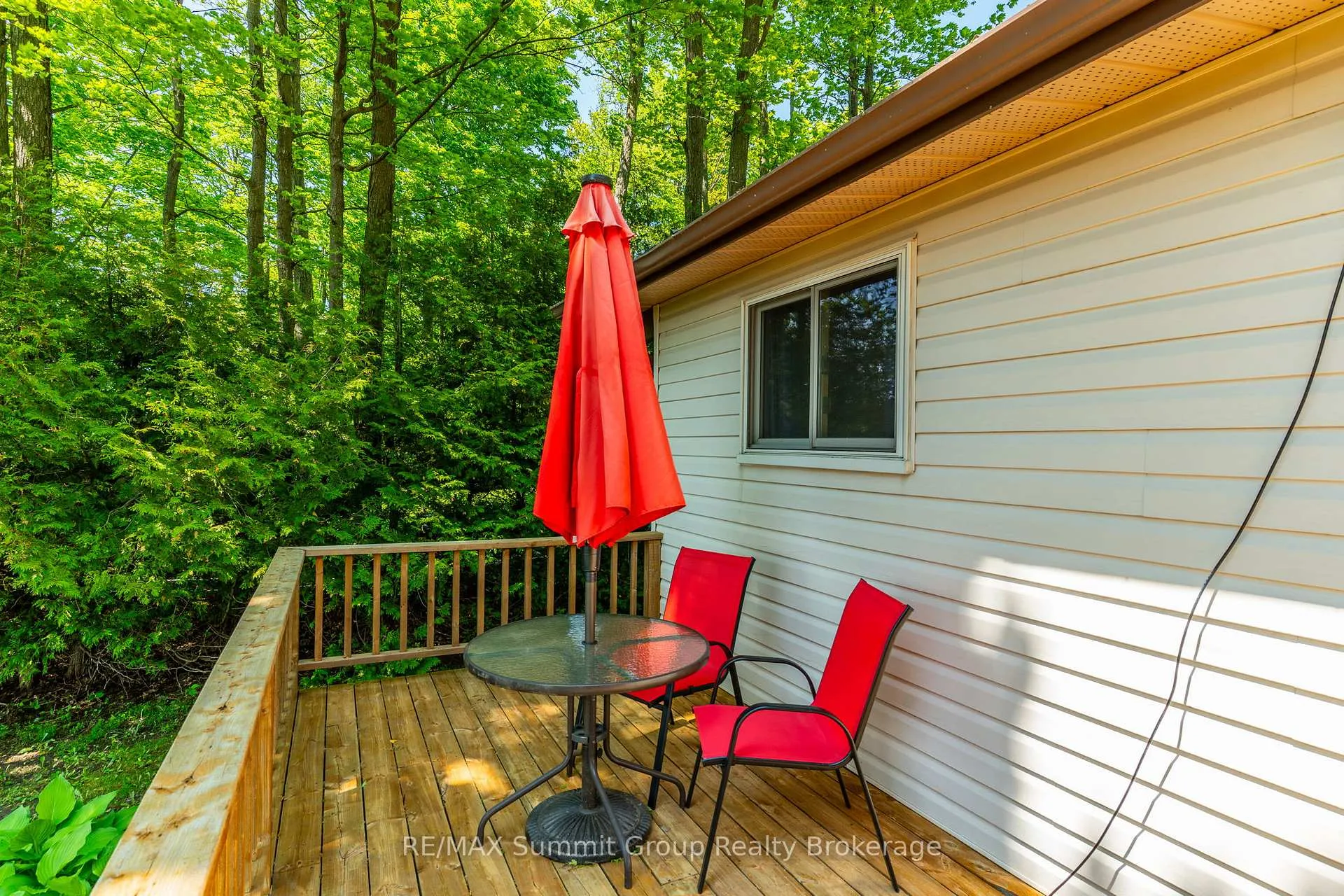 Photo 32 of 182 Lakeshore Boulevard, Grey Highlands — HOMEH