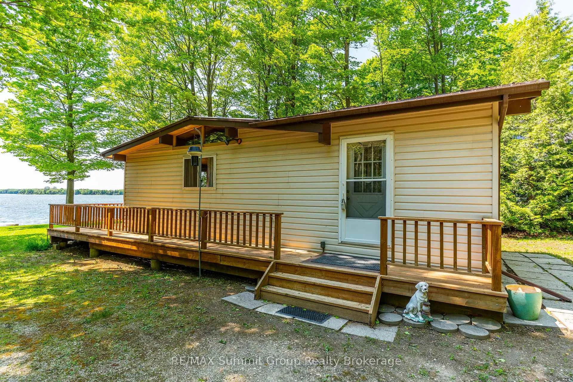 Photo 36 of 182 Lakeshore Boulevard, Grey Highlands — HOMEH