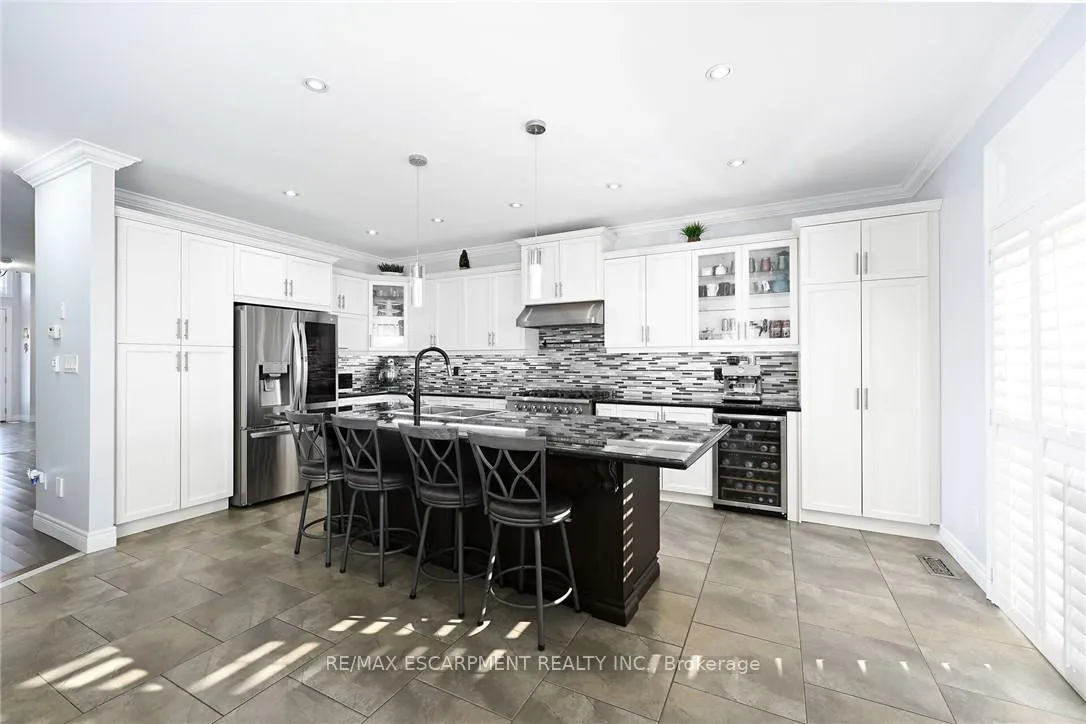 Photo 7 of 30 Ascoli Drive, Hamilton, Ryckmans — HOMEH