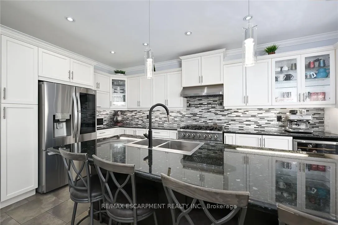 Photo 8 of 30 Ascoli Drive, Hamilton, Ryckmans — HOMEH