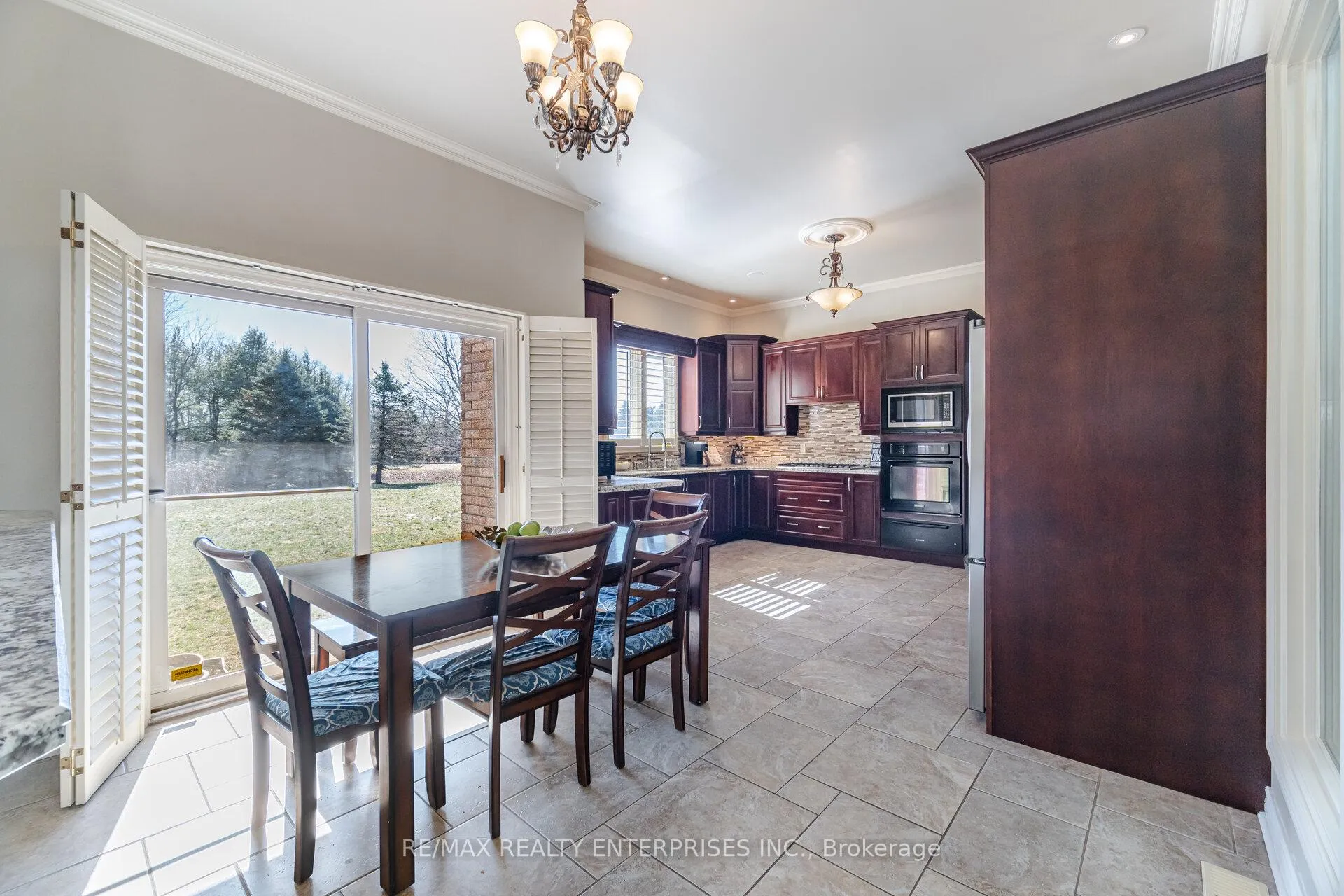 Photo 16 of 2 Stoney Brae Street, Brant, South Dumfries — HOMEH