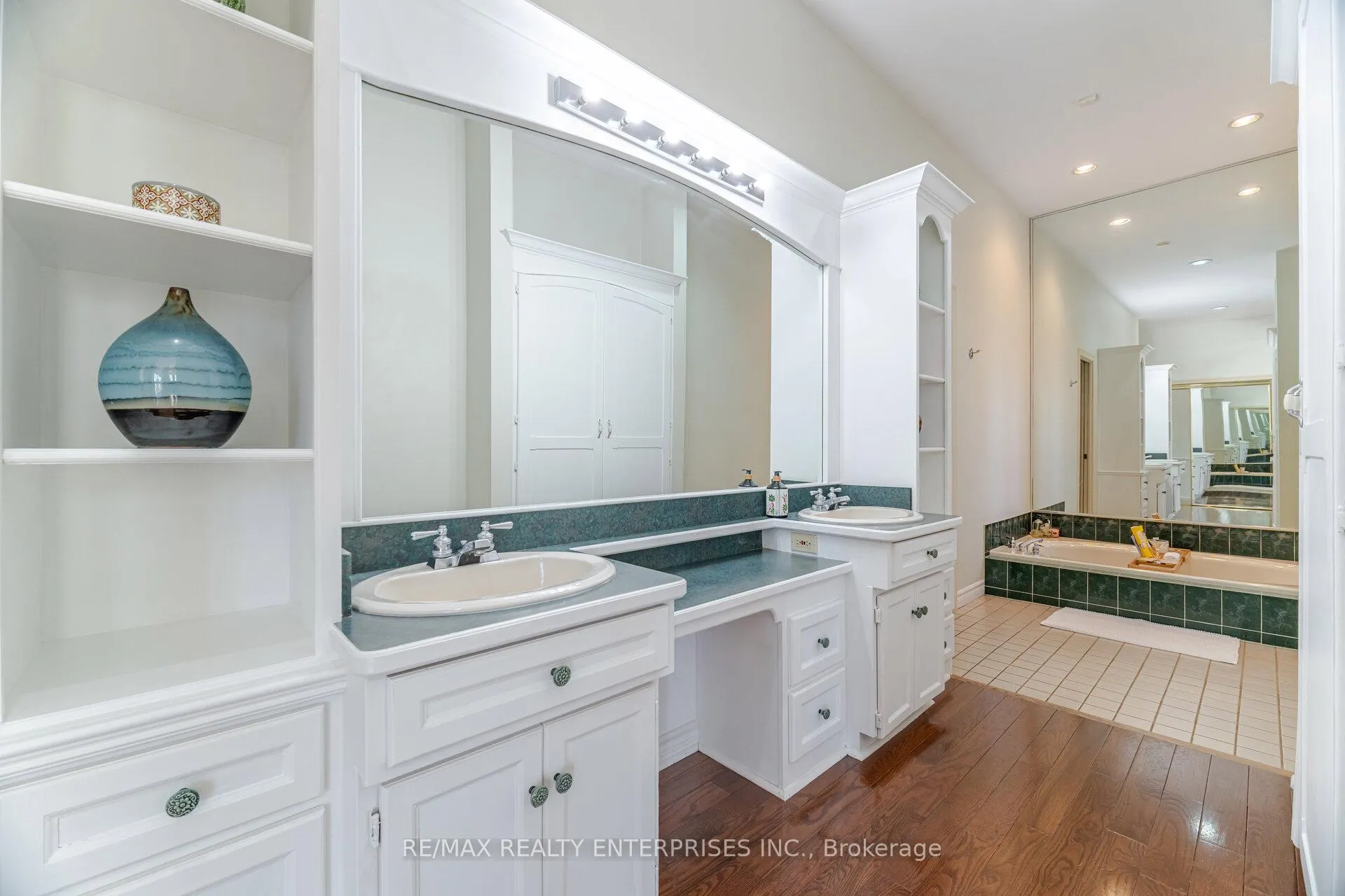 Photo 24 of 2 Stoney Brae Street, Brant, South Dumfries — HOMEH