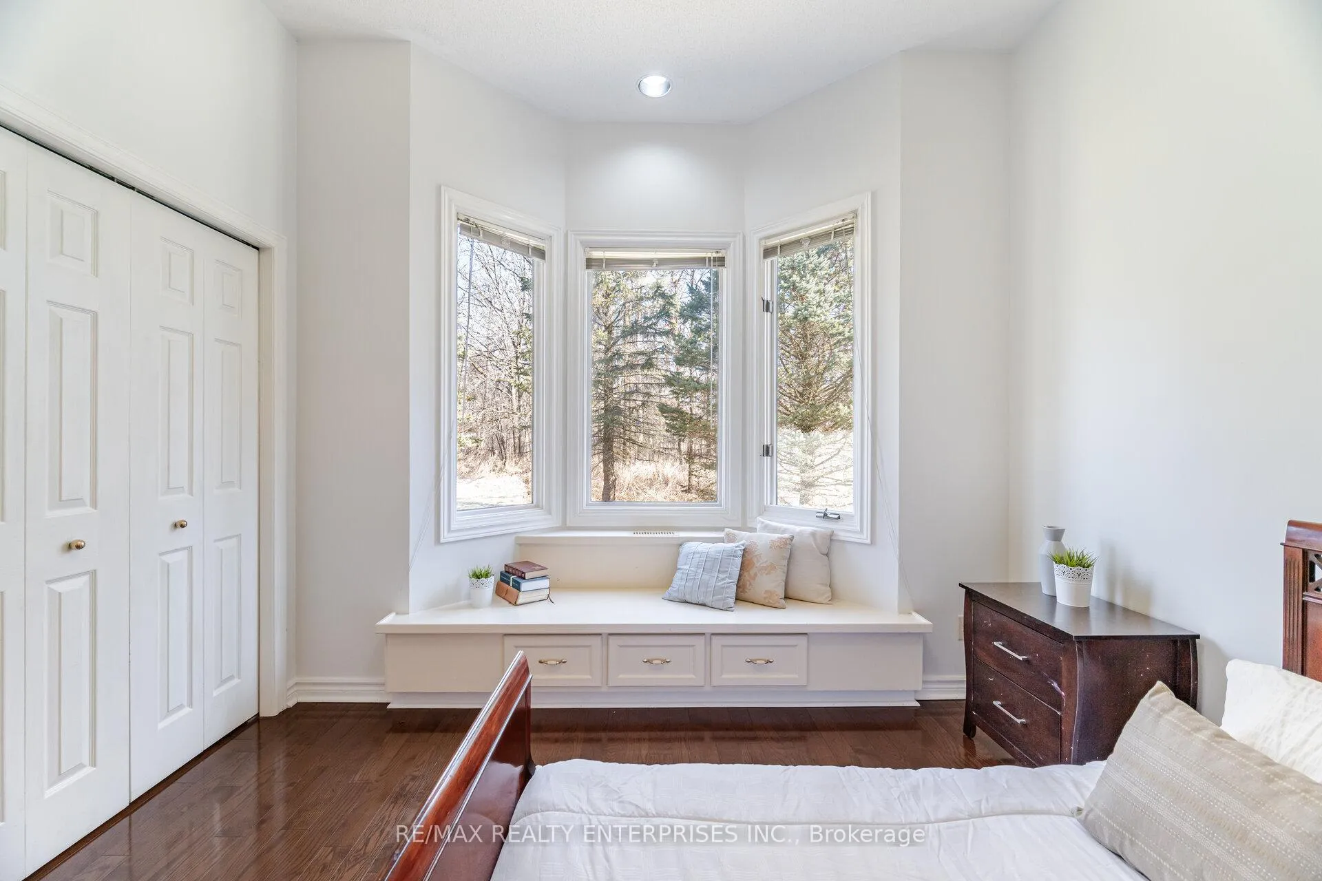 Photo 27 of 2 Stoney Brae Street, Brant, South Dumfries — HOMEH