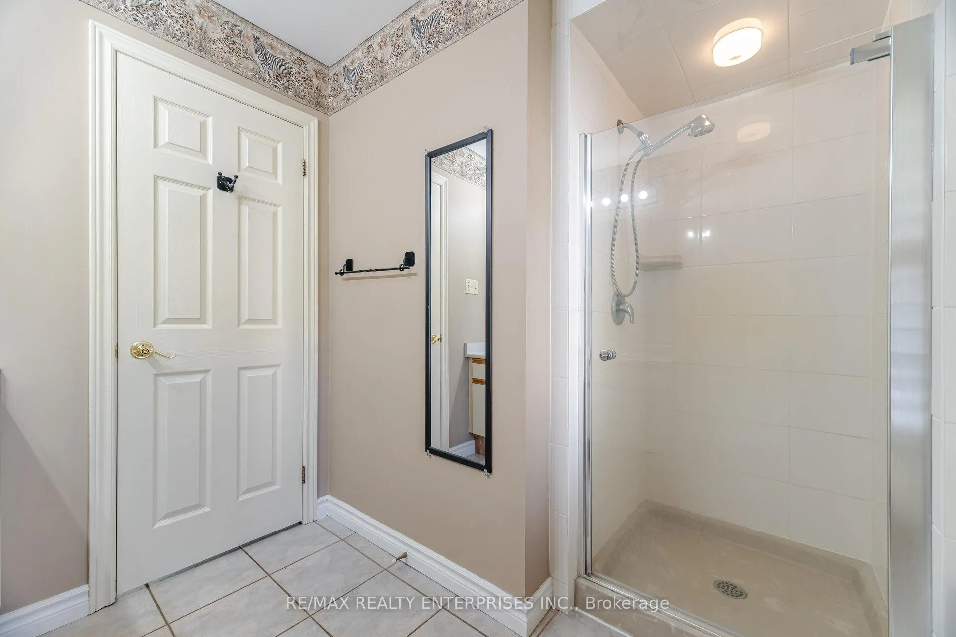 Photo 39 of 2 Stoney Brae Street, Brant, South Dumfries — HOMEH