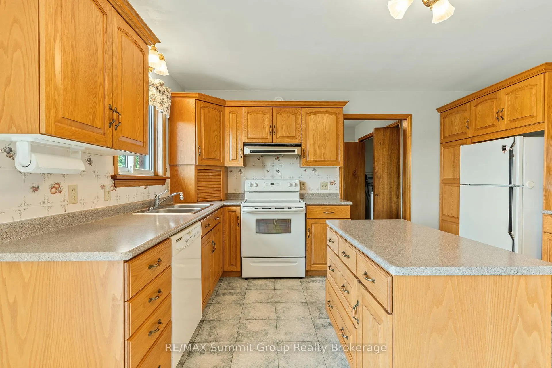 Photo 15 of 269720 County Road 9, Grey Highlands — HOMEH