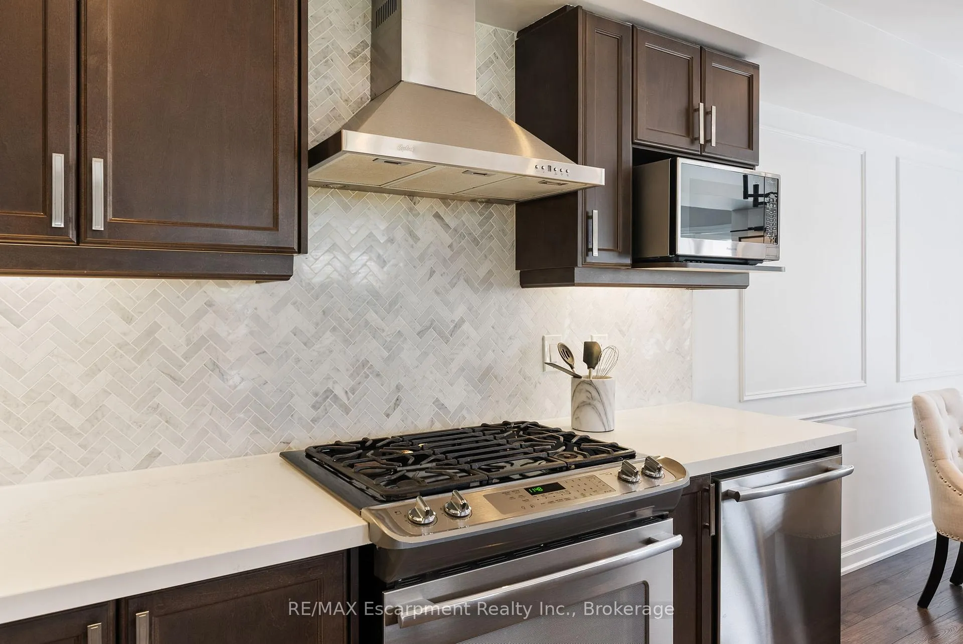 Photo 7 of 160 Penny Lane, Hamilton, Stoney Creek Mountain — HOMEH