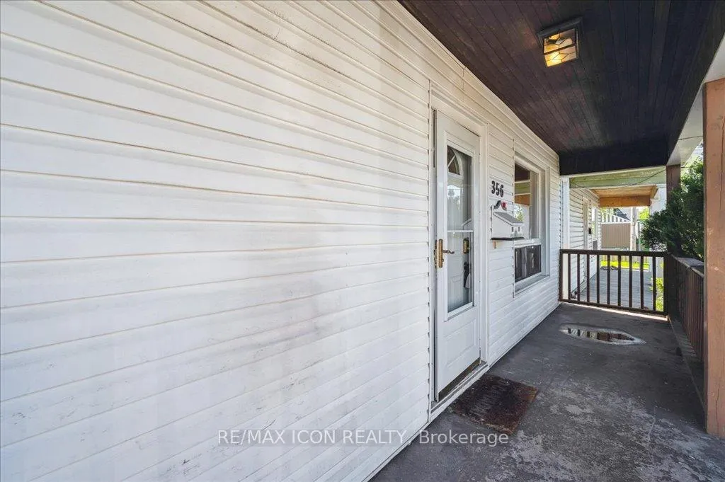 Photo 5 of 356 Fairfield Avenue, Hamilton, Homeside — HOMEH