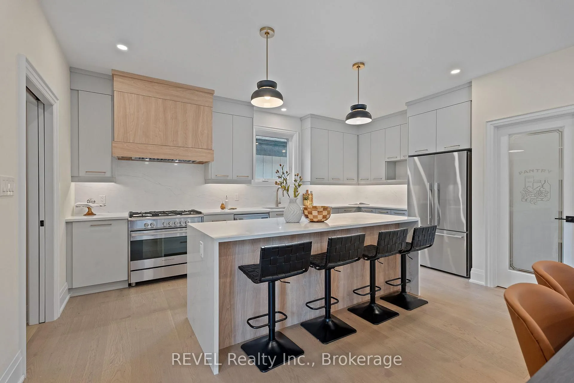 Photo 9 of 14 Accursi Crescent, Pelham, Fonthill — HOMEH