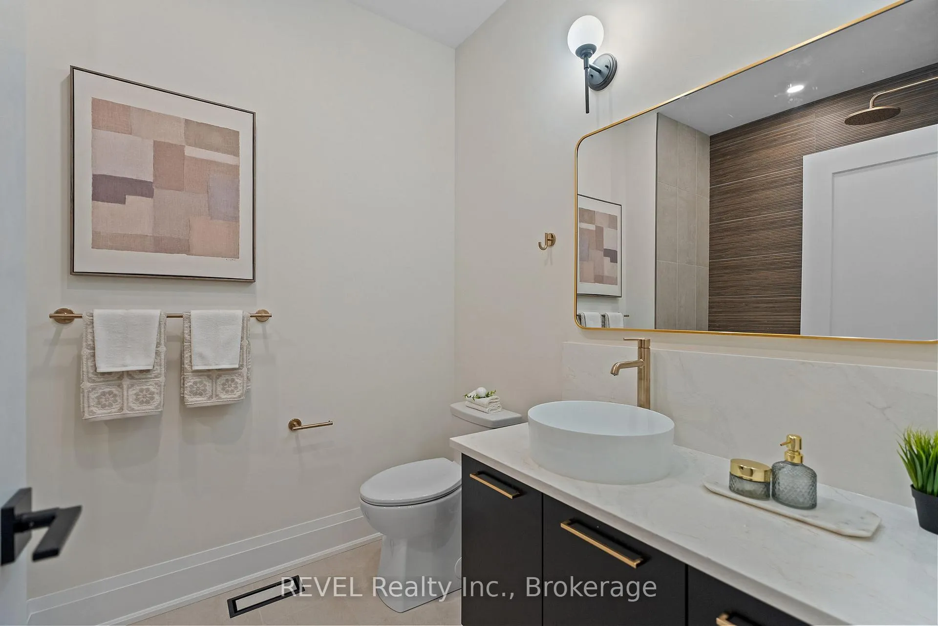 Photo 32 of 14 Accursi Crescent, Pelham, Fonthill — HOMEH