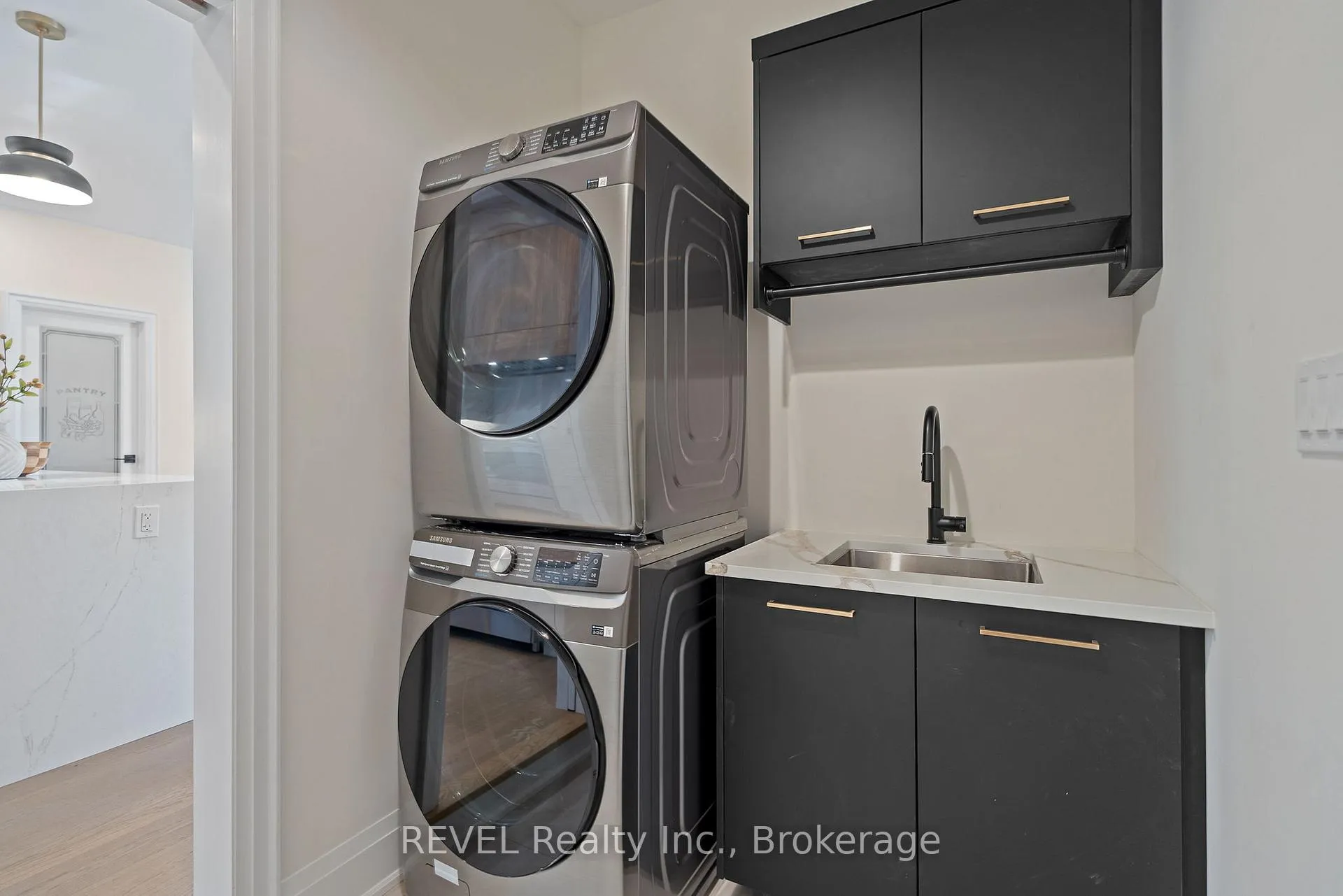 Photo 34 of 14 Accursi Crescent, Pelham, Fonthill — HOMEH