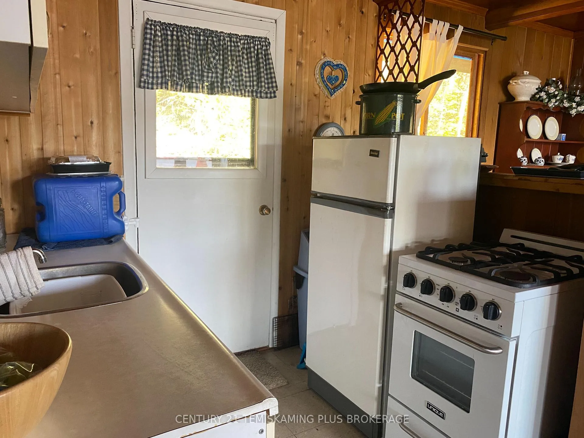 Photo 25 of 277 Net Creek Road, Temagami — HOMEH