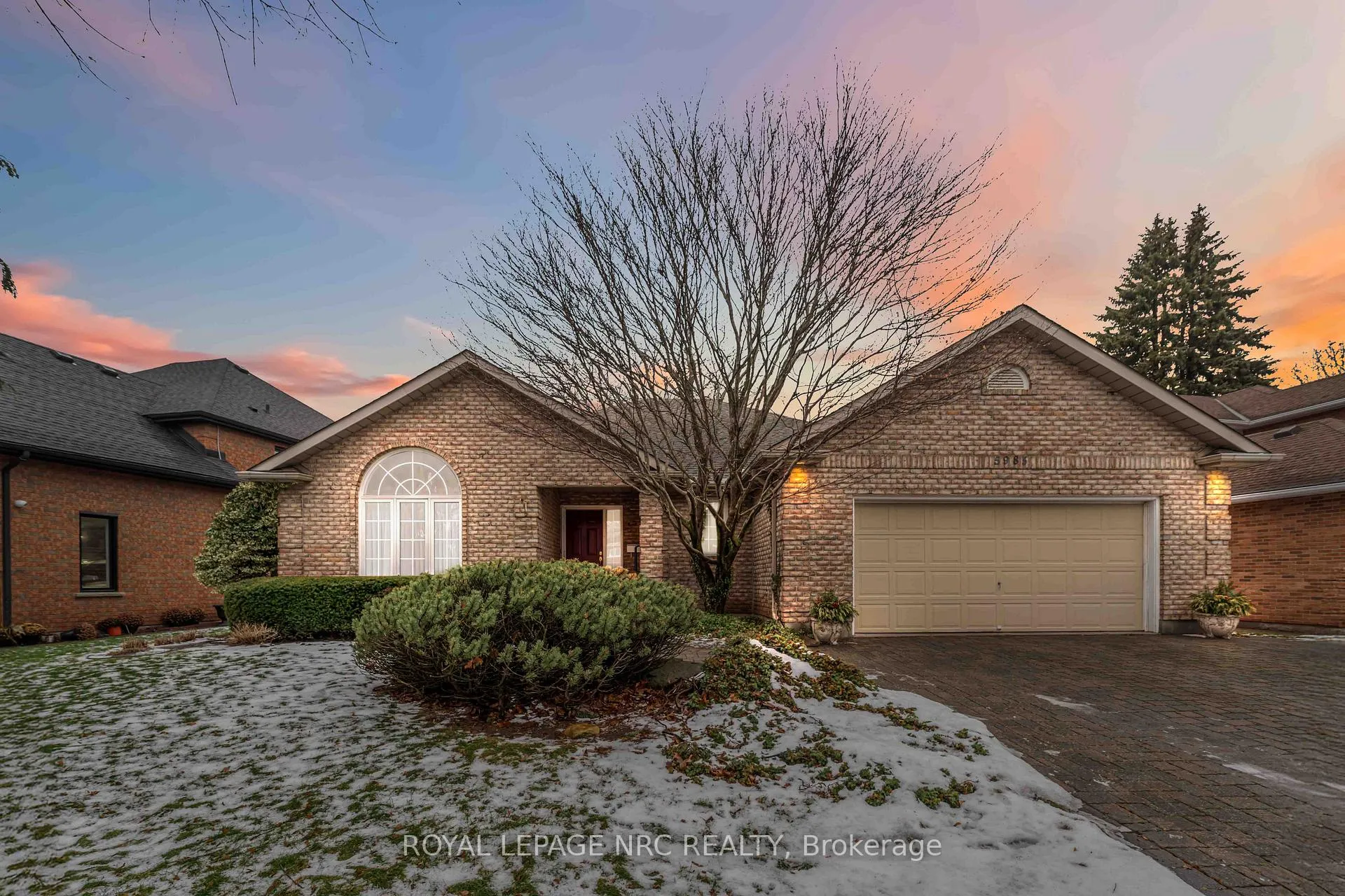 Photo 2 of 5985 Mountaingate Drive, Niagara Falls, Church's Lane — HOMEH