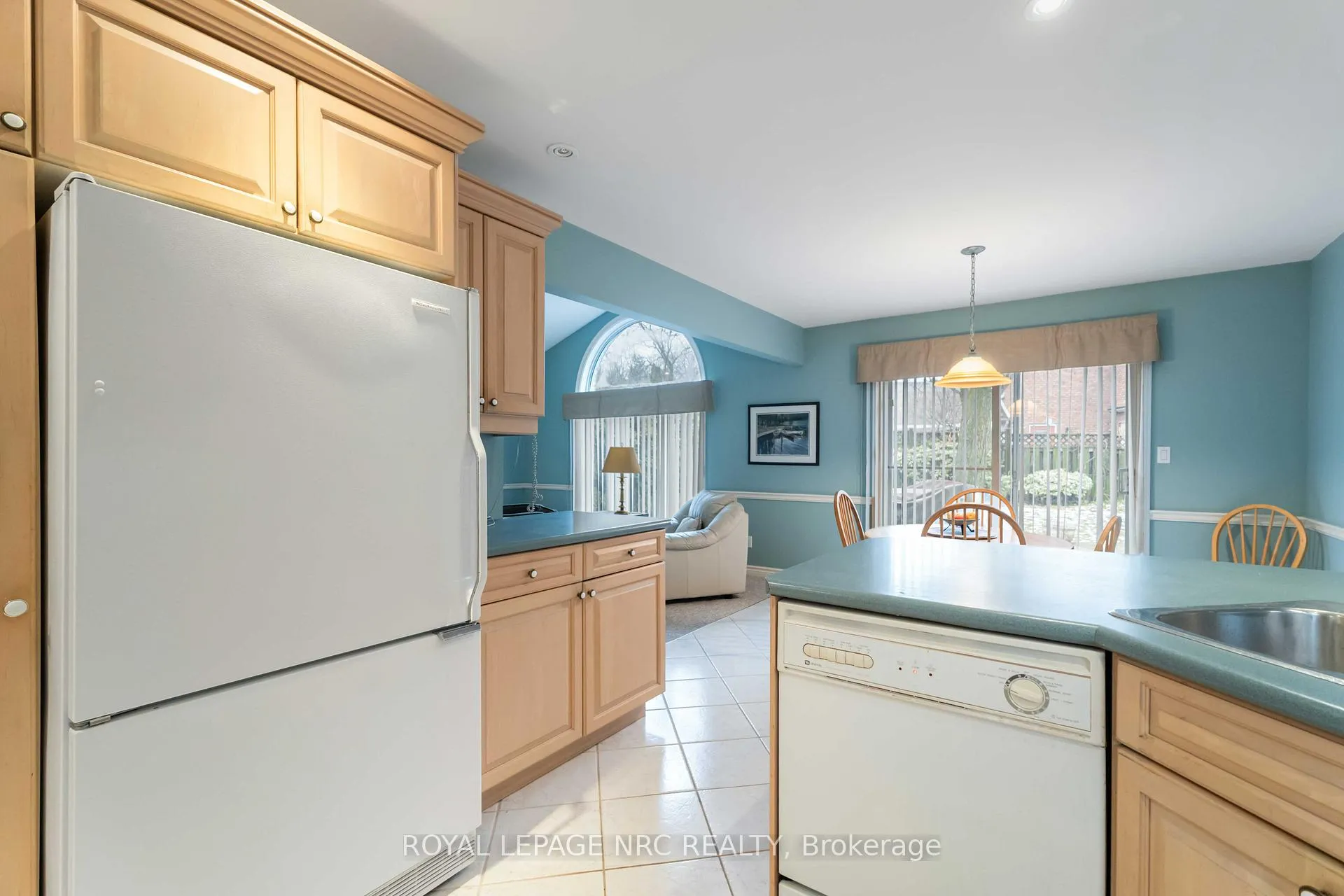 Photo 21 of 5985 Mountaingate Drive, Niagara Falls, Church's Lane — HOMEH