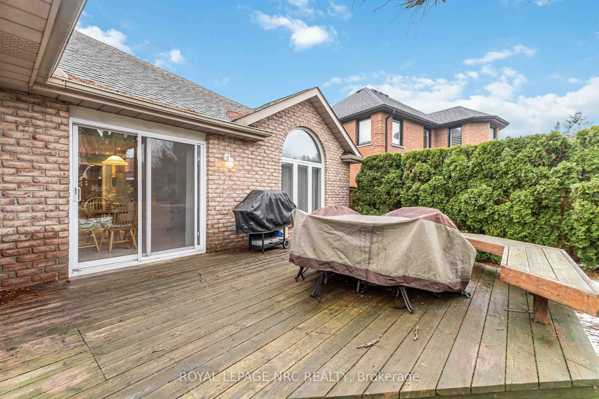 Photo 42 of 5985 Mountaingate Drive, Niagara Falls, Church's Lane — HOMEH