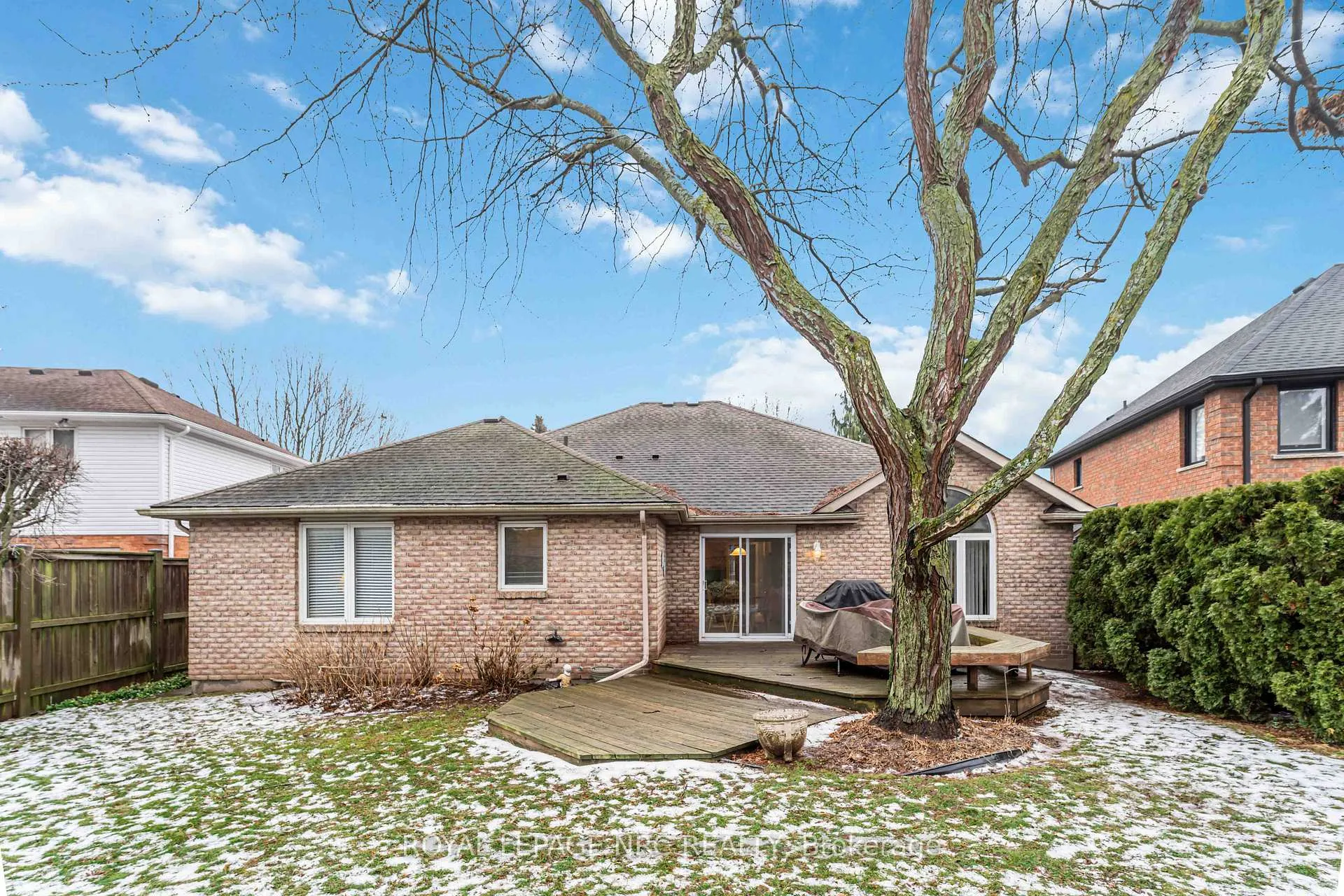 Photo 46 of 5985 Mountaingate Drive, Niagara Falls, Church's Lane — HOMEH