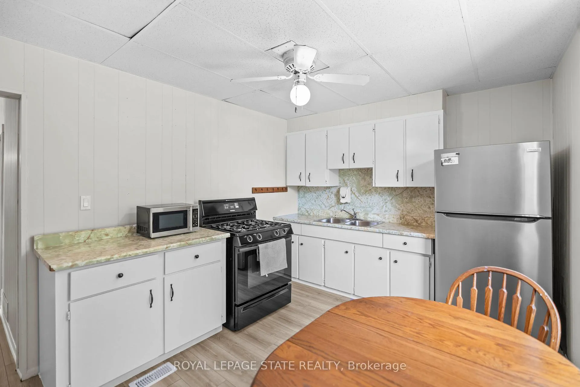 Photo 13 of 35 Gertrude Street, Hamilton, Crown Point — HOMEH